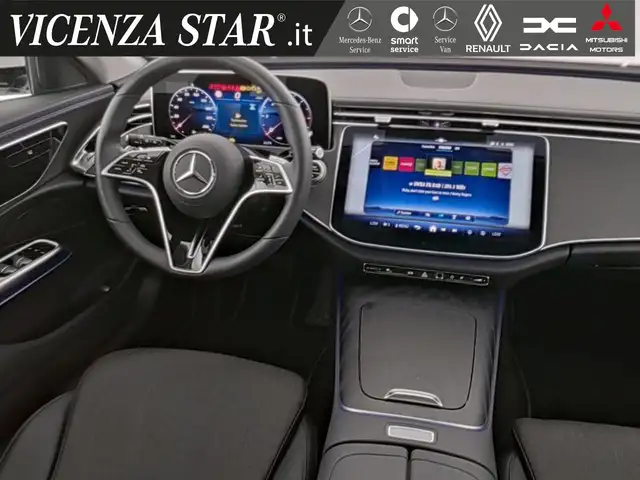 Mercedes-Benz E-Class view 6