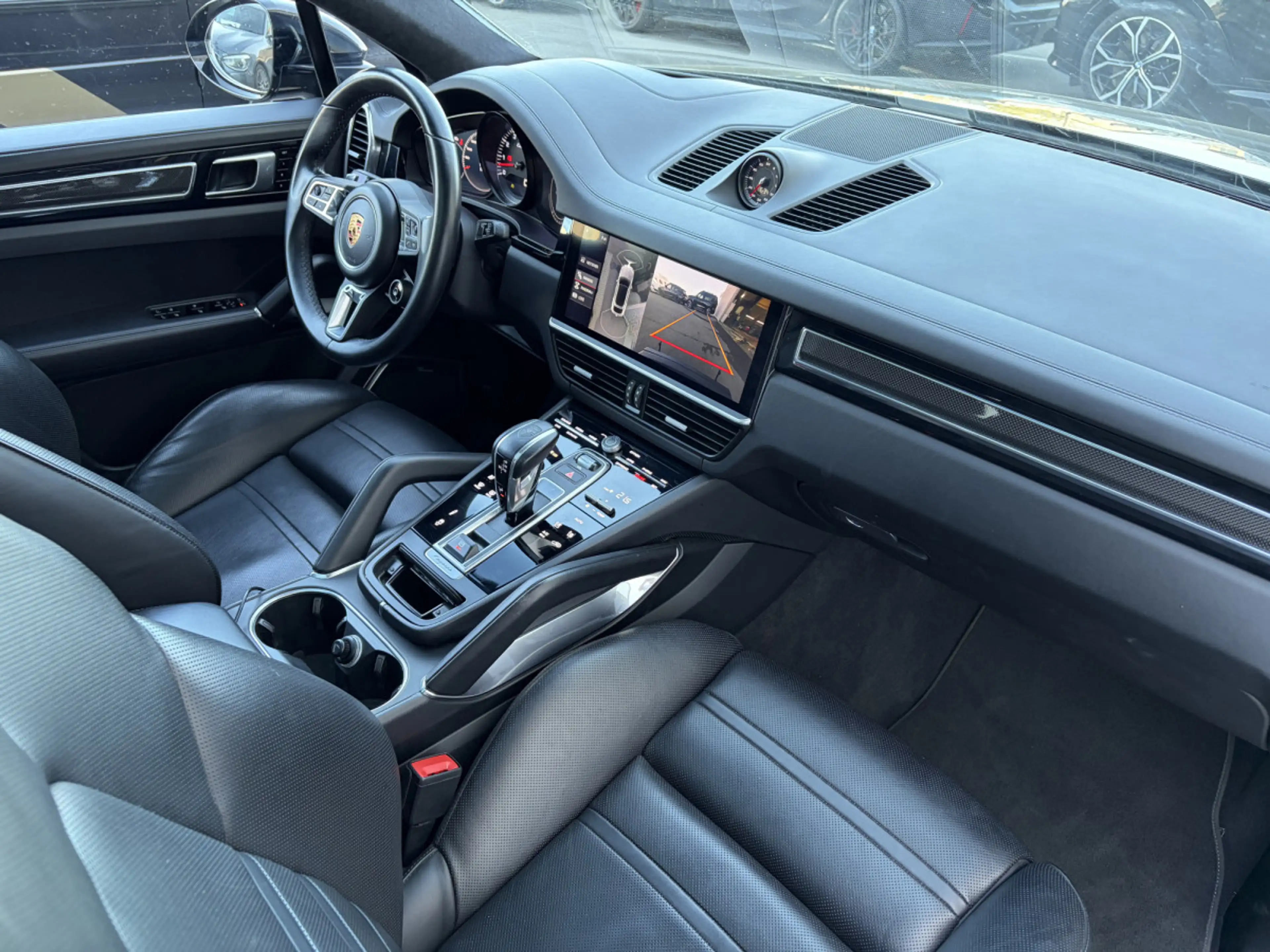 Porsche Cayenne Cayenne Coupe Turbo/22°/360/PANO/BURM/ACC/LUFT/CHR — photo 9