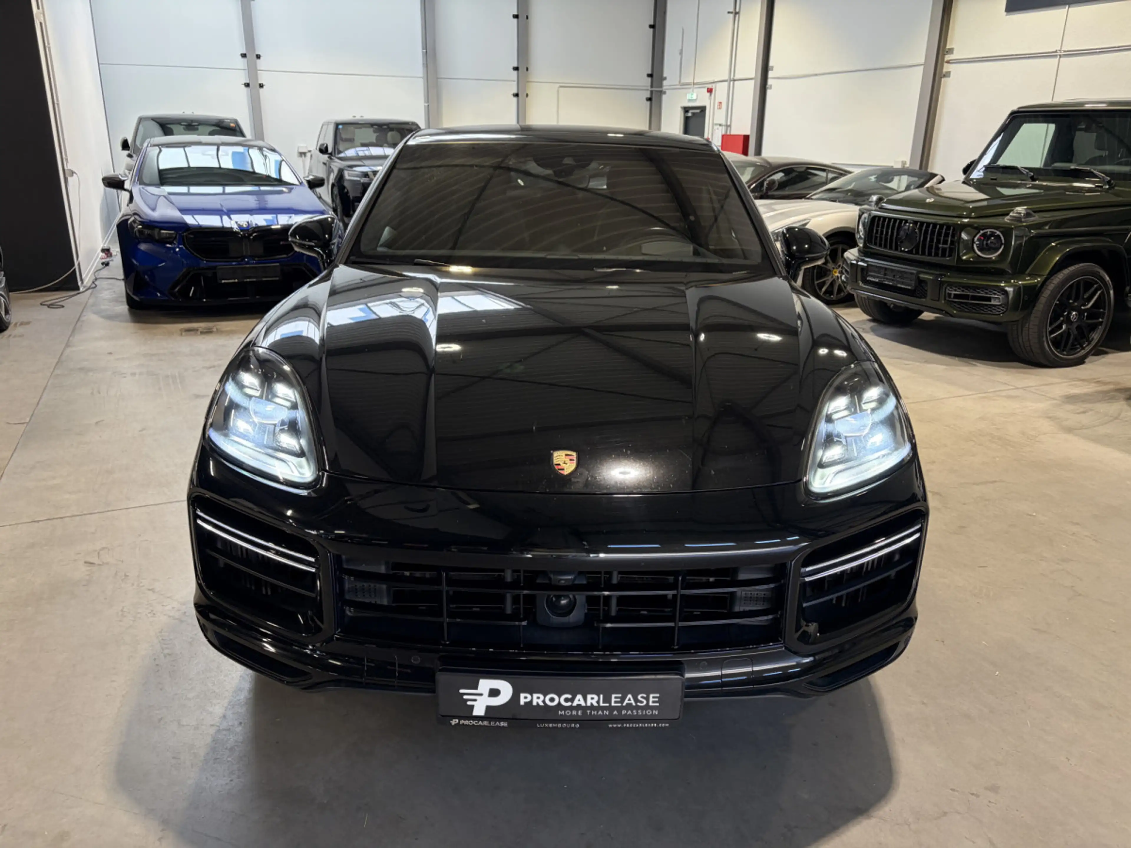 Porsche Cayenne Cayenne Coupe Turbo/22°/360/PANO/BURM/ACC/LUFT/CHR — photo 4