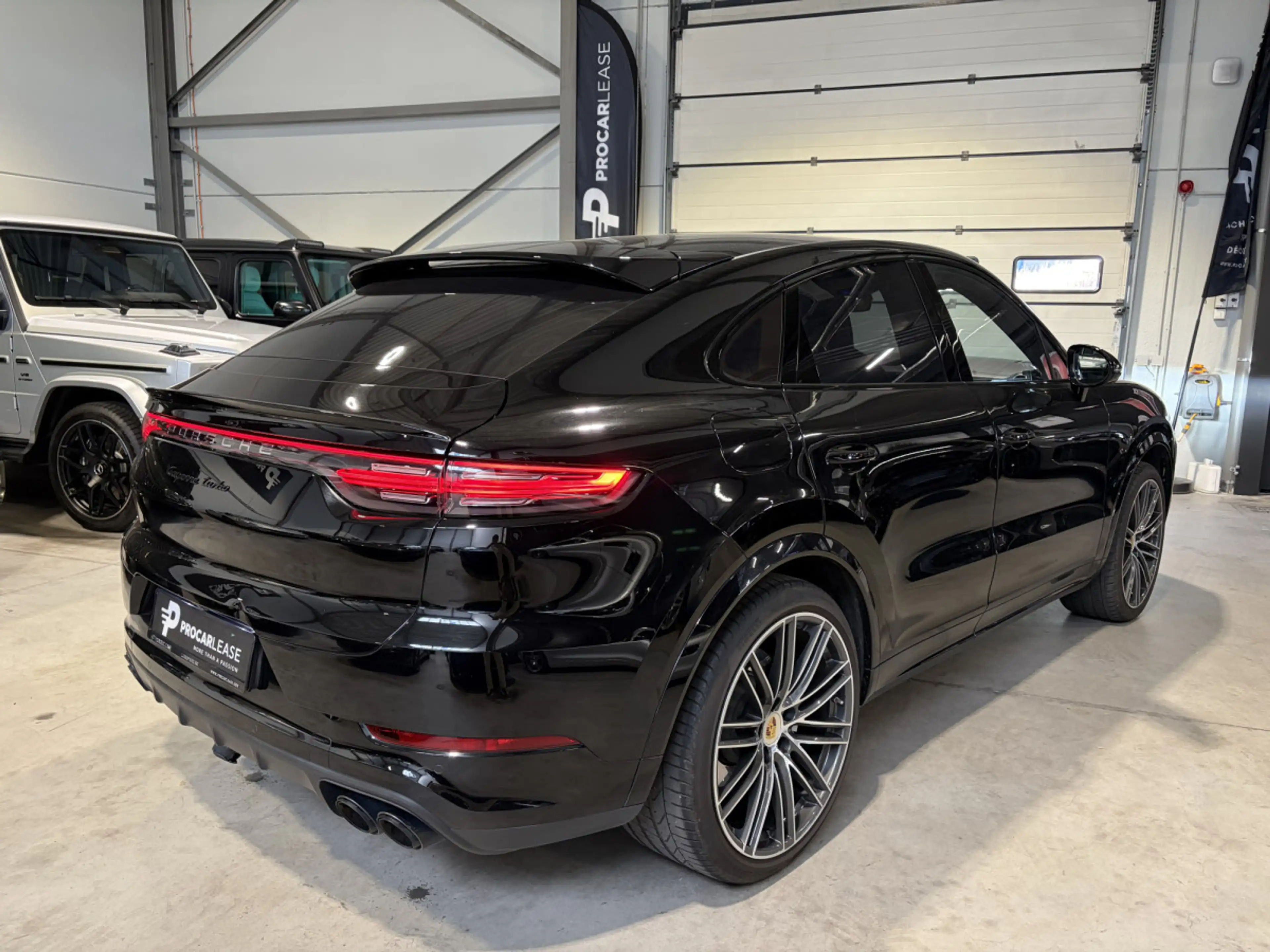 Porsche Cayenne Cayenne Coupe Turbo/22°/360/PANO/BURM/ACC/LUFT/CHR — photo 10