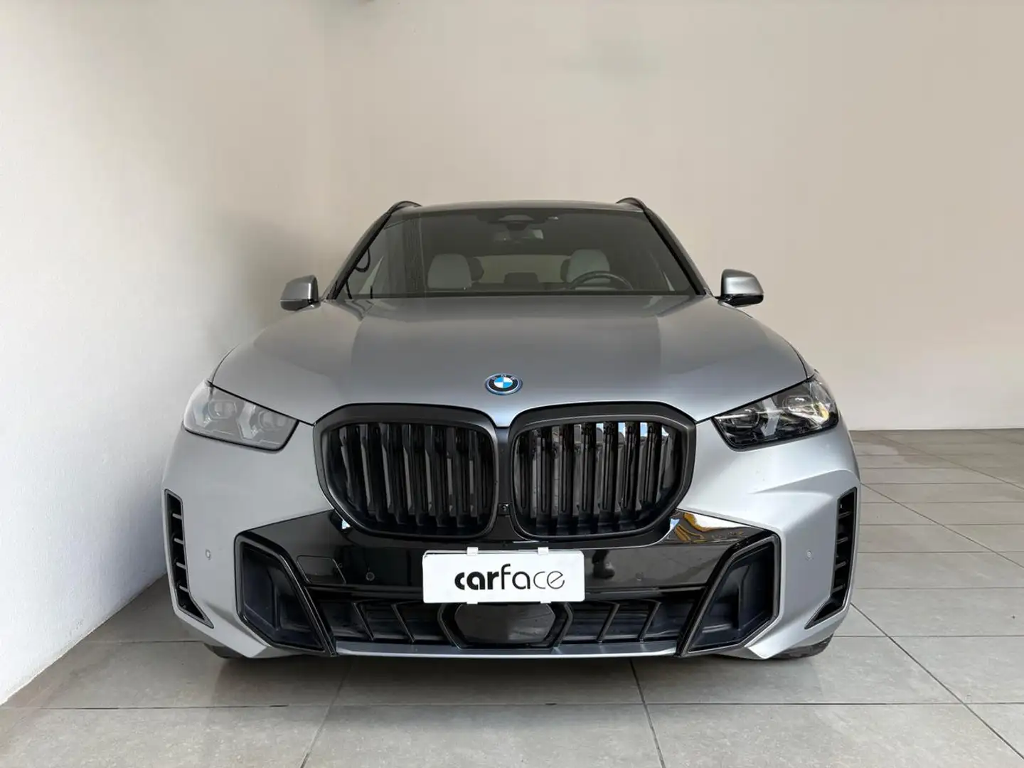 BMW X5 xDrive 50 Grigio - 2