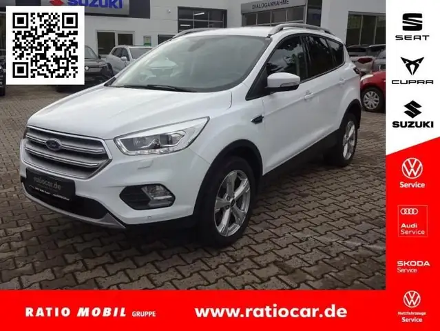Ford Kuga 1.5 4X4 TITANIUM NAVI AHK SITZH. EINPARKH.