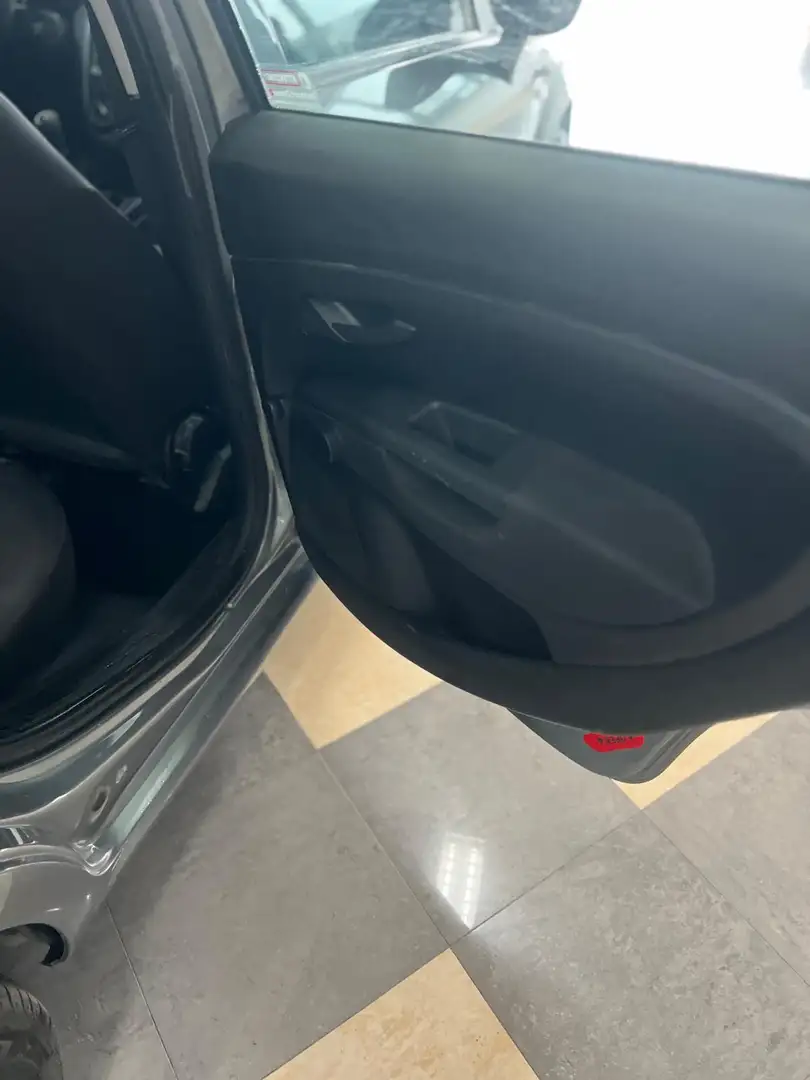 Fiat Punto 5p 1.3 mtj ses actual 75 cv - 1