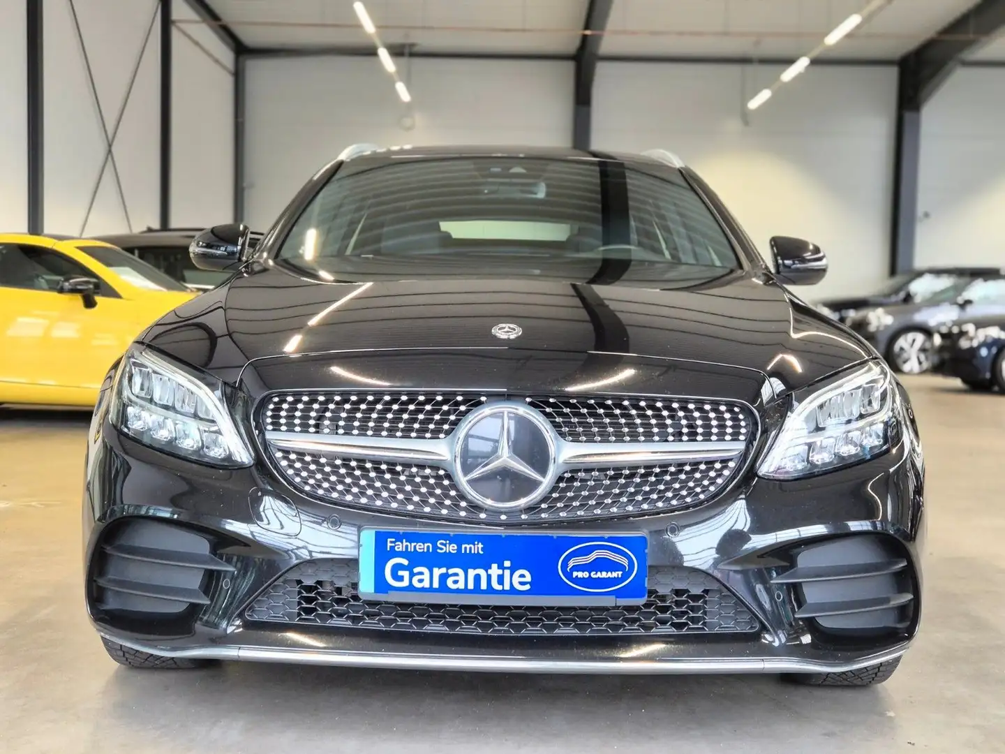 Mercedes-Benz C 300 T AMG LINE LEDER NAVI LED SHZ PDC CAMERA Schwarz - 2