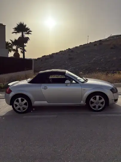 Audi TT 2001, foto 2