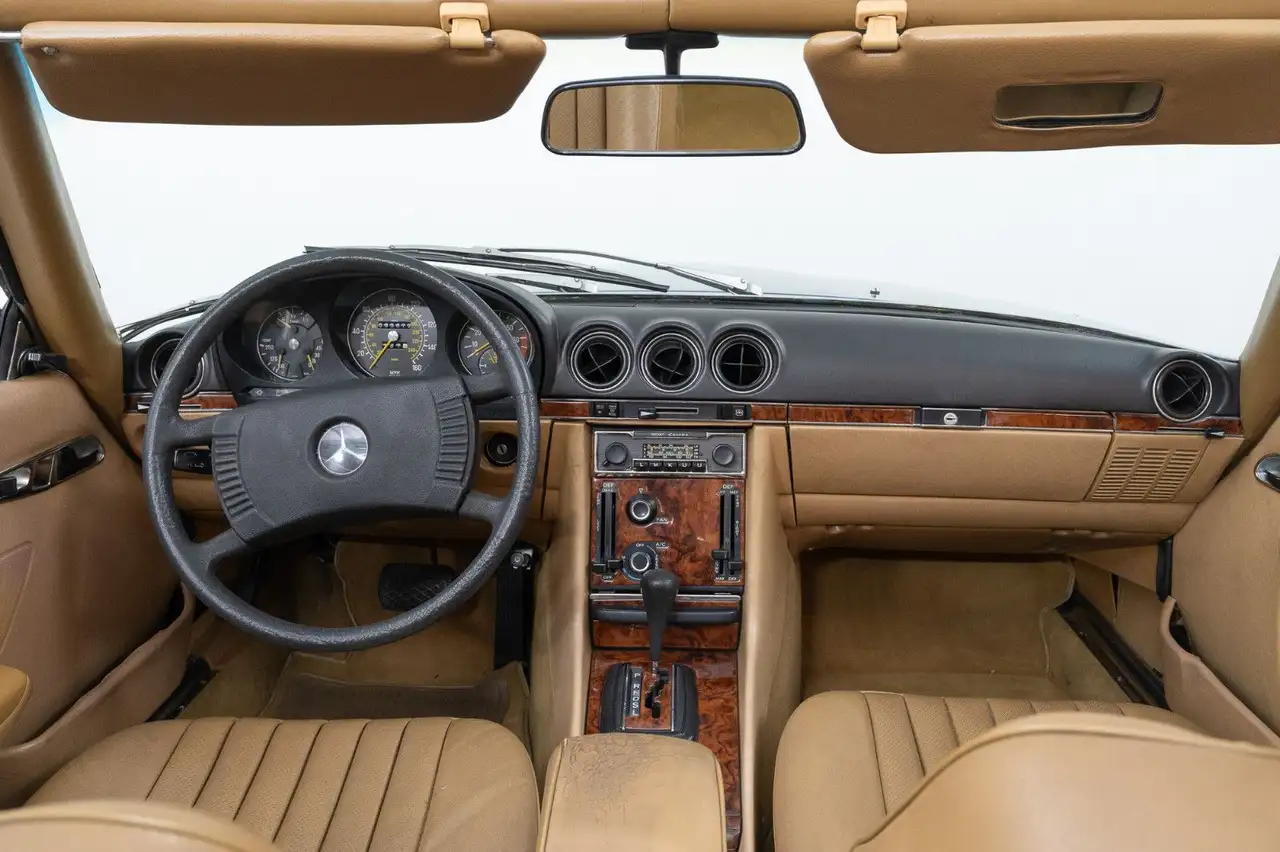 Mercedes-Benz 450 SL, foto 12