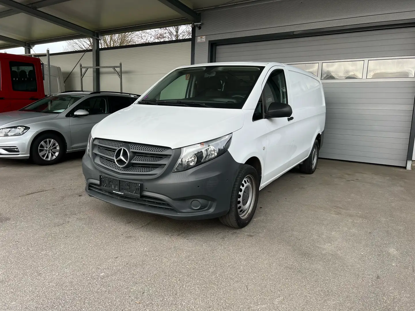 Mercedes-Benz Vito Kasten 114 CDI lang 4x4 Aut. NAVIGATION/KLIMA/PARK Weiß - 2