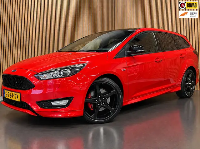 Ford Focus Wagon 1.5 ST-LINE|150 PK|RED & BLACK EDITION|AIRCO