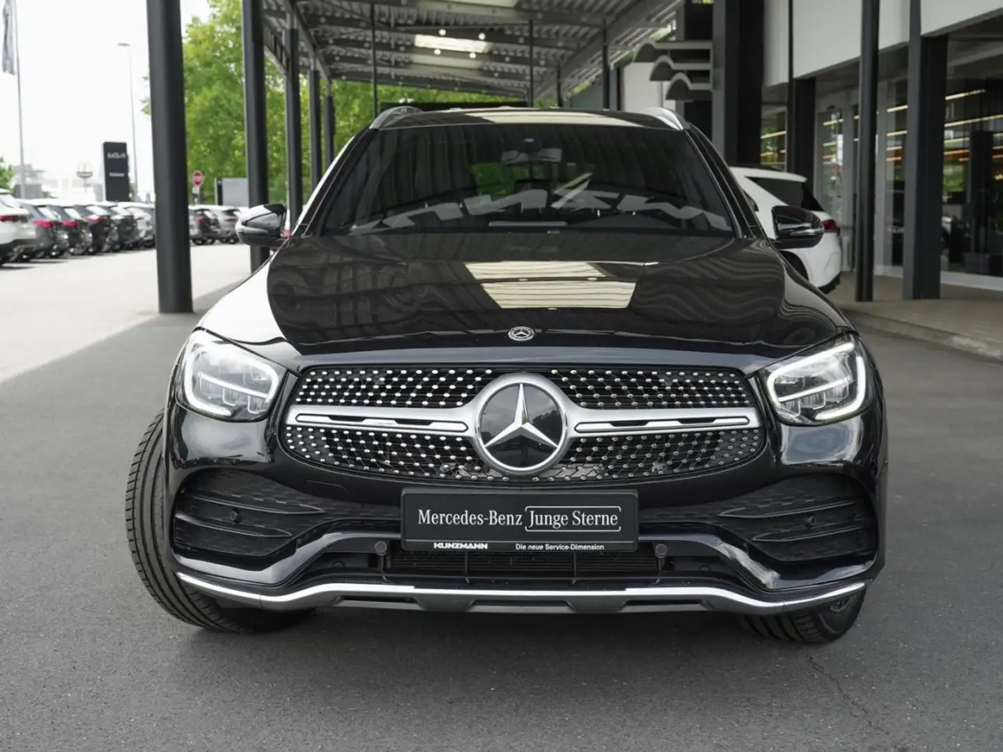 Mercedes-Benz GLC 400 d 4M AMG MBUX Navi+ Kamera Keyless AHK Schwarz - 2