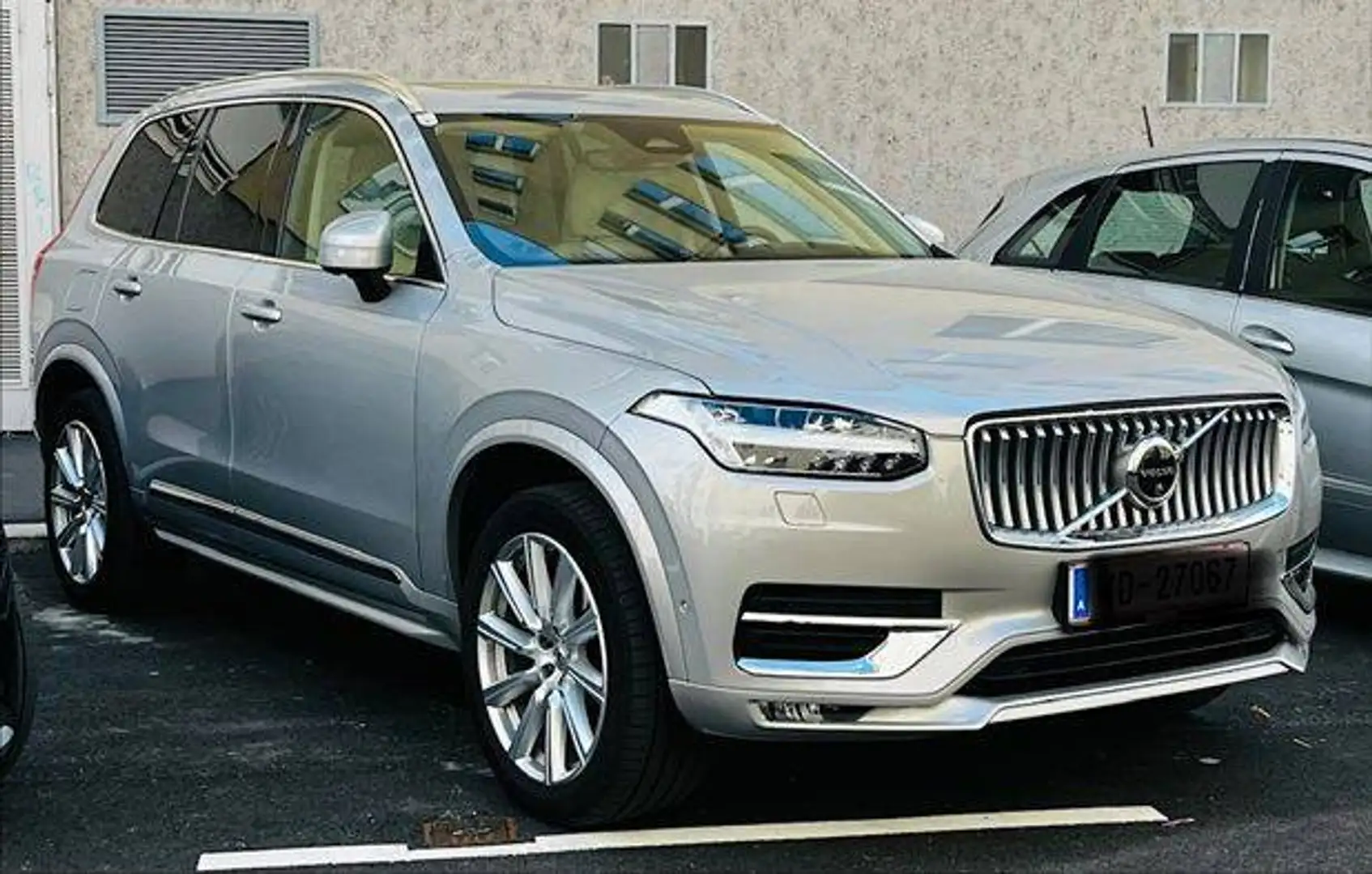 Volvo XC90 XC90 B5 AWD Ultimate Bright 7-sitzer Ultimate Bright Silber - 1