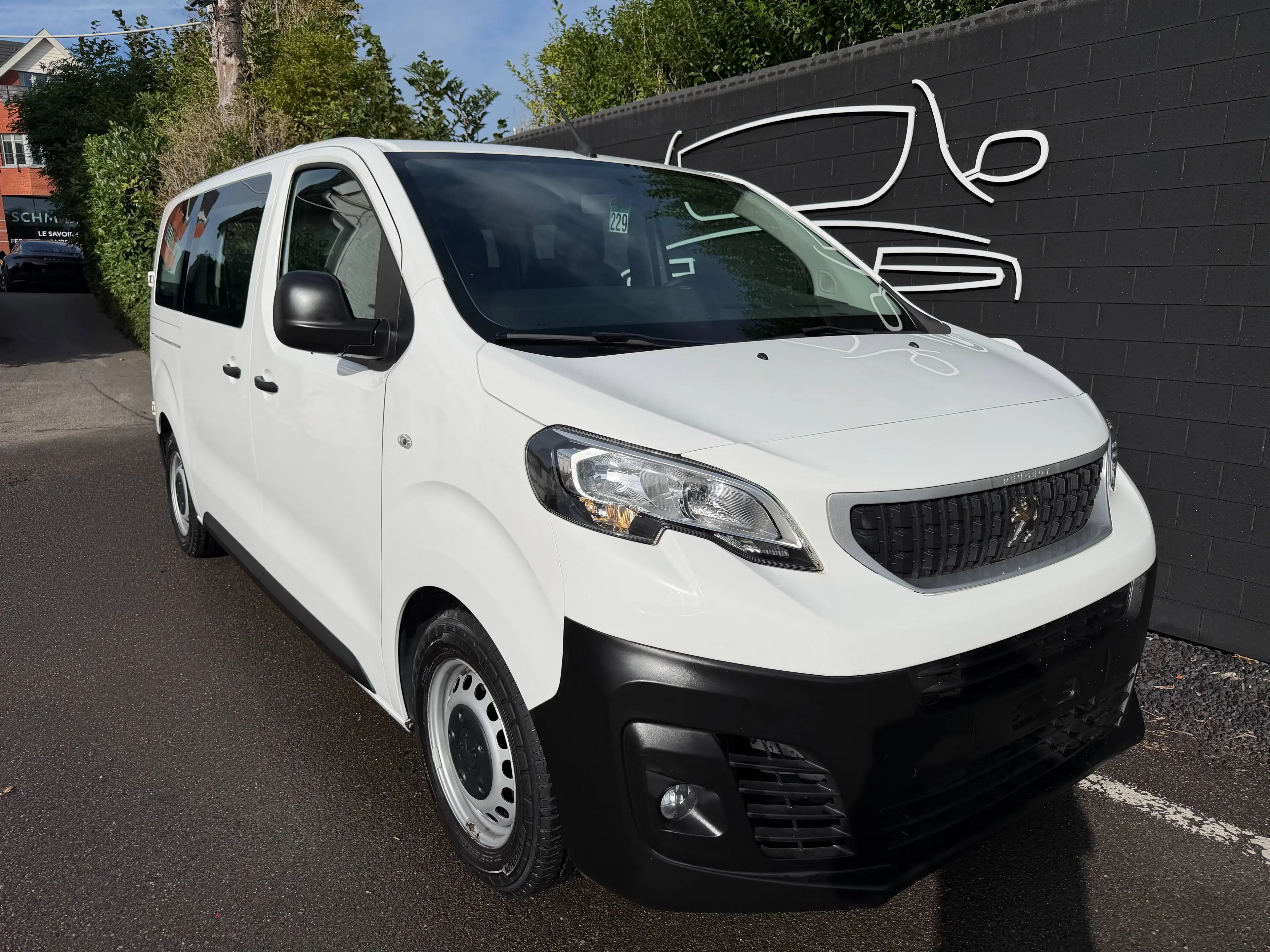 Peugeot Traveller 1.5 BlueHDi+GARANTIE 1 AN+9 PLACES+AIRCO+NAVI+EURO 6D — photo 6