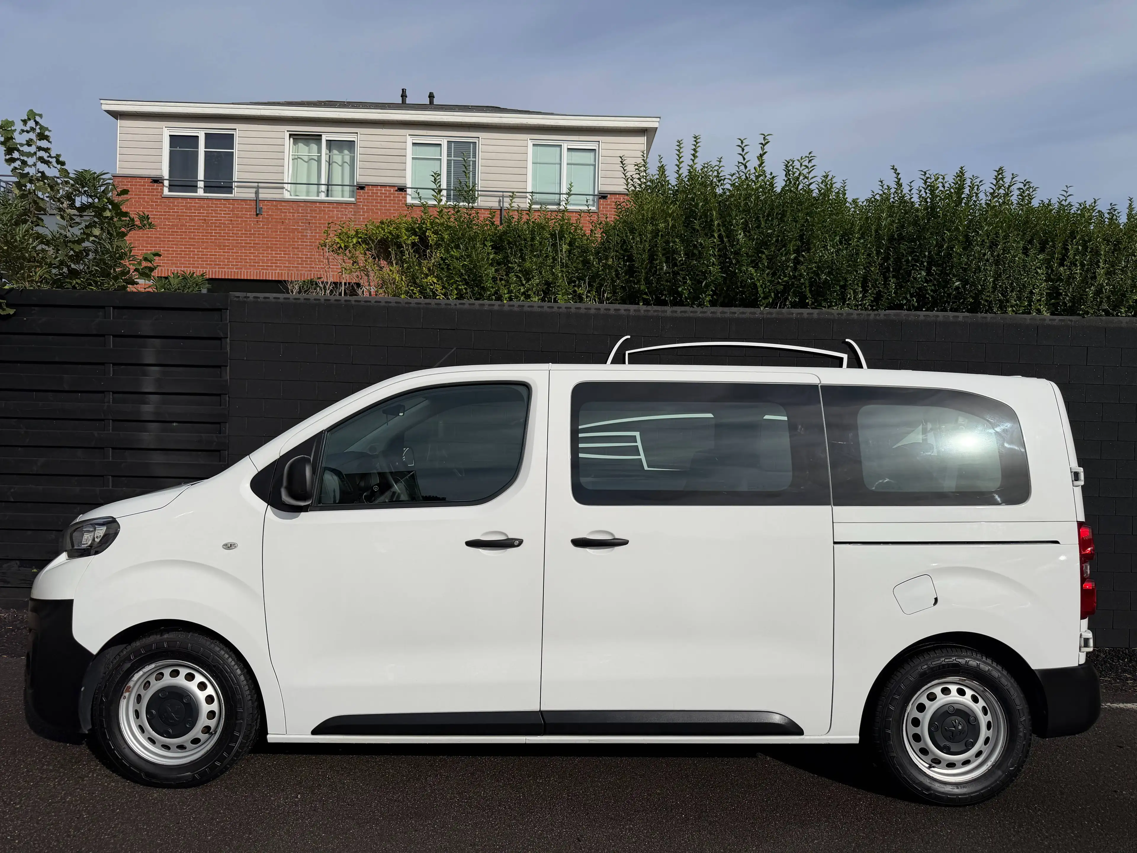 Peugeot Traveller 1.5 BlueHDi+GARANTIE 1 AN+9 PLACES+AIRCO+NAVI+EURO 6D — photo 2