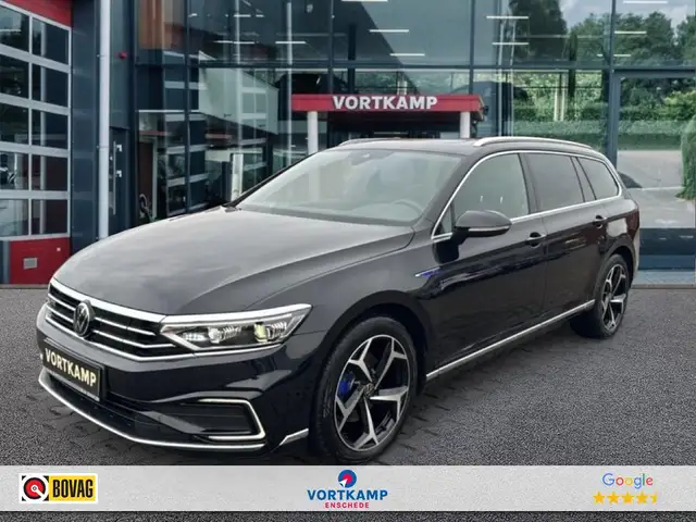 Volkswagen Passat Variant 1.4 TSI GTE PANO-DAK/LEDER/TREKHAAK/360-CAMERA/STO