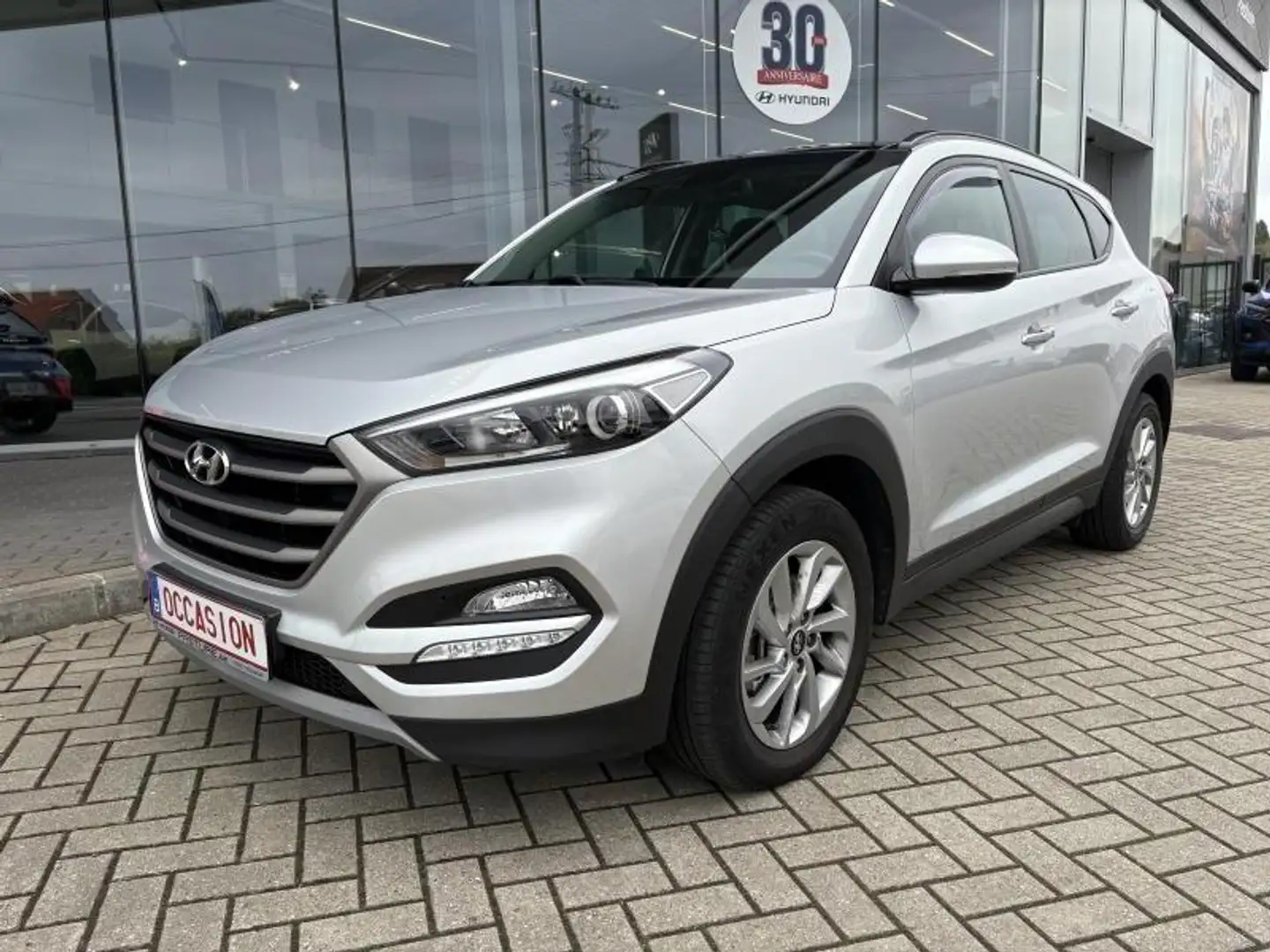 Hyundai TUCSON Premium SunRoof Gris - 1