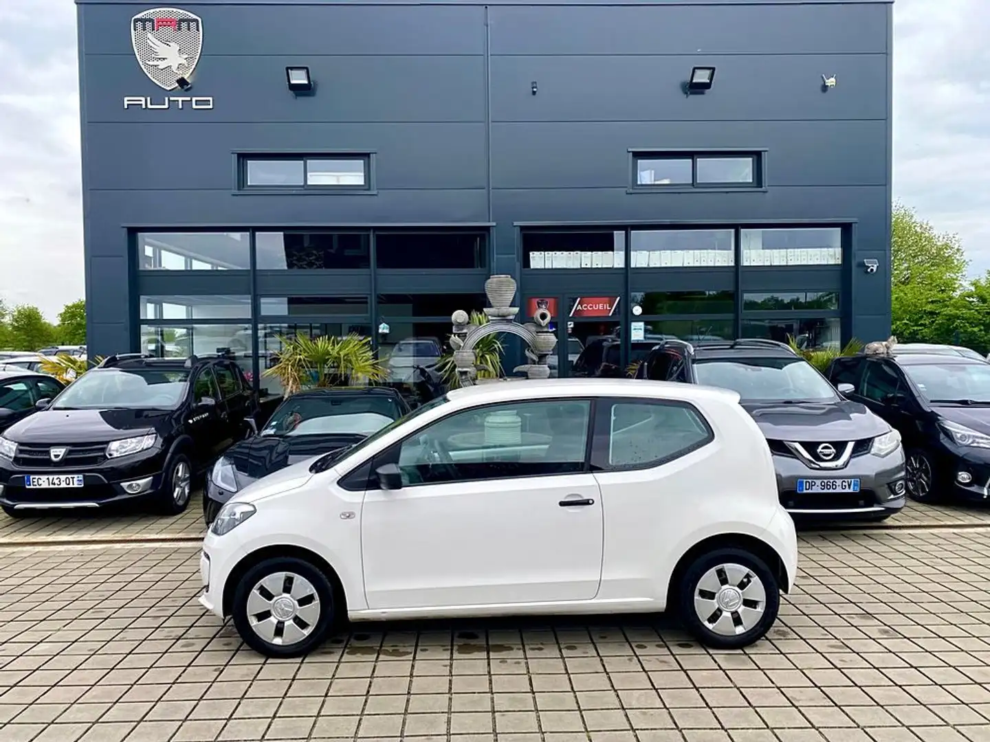 Volkswagen up! UP! ! 1.0 60 CH Take Blanc - 1