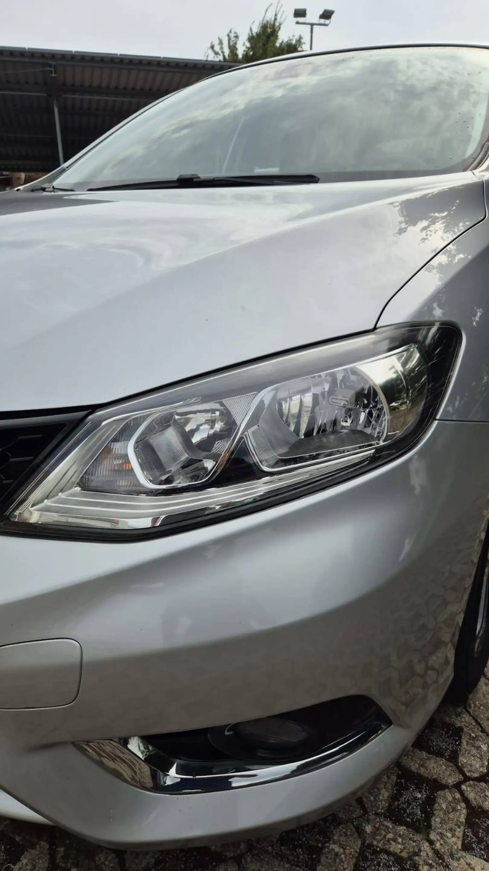 Nissan Pulsar Acenta*NAVI*RFK*NEUE ALLWETTERREIFEN* — photo 4