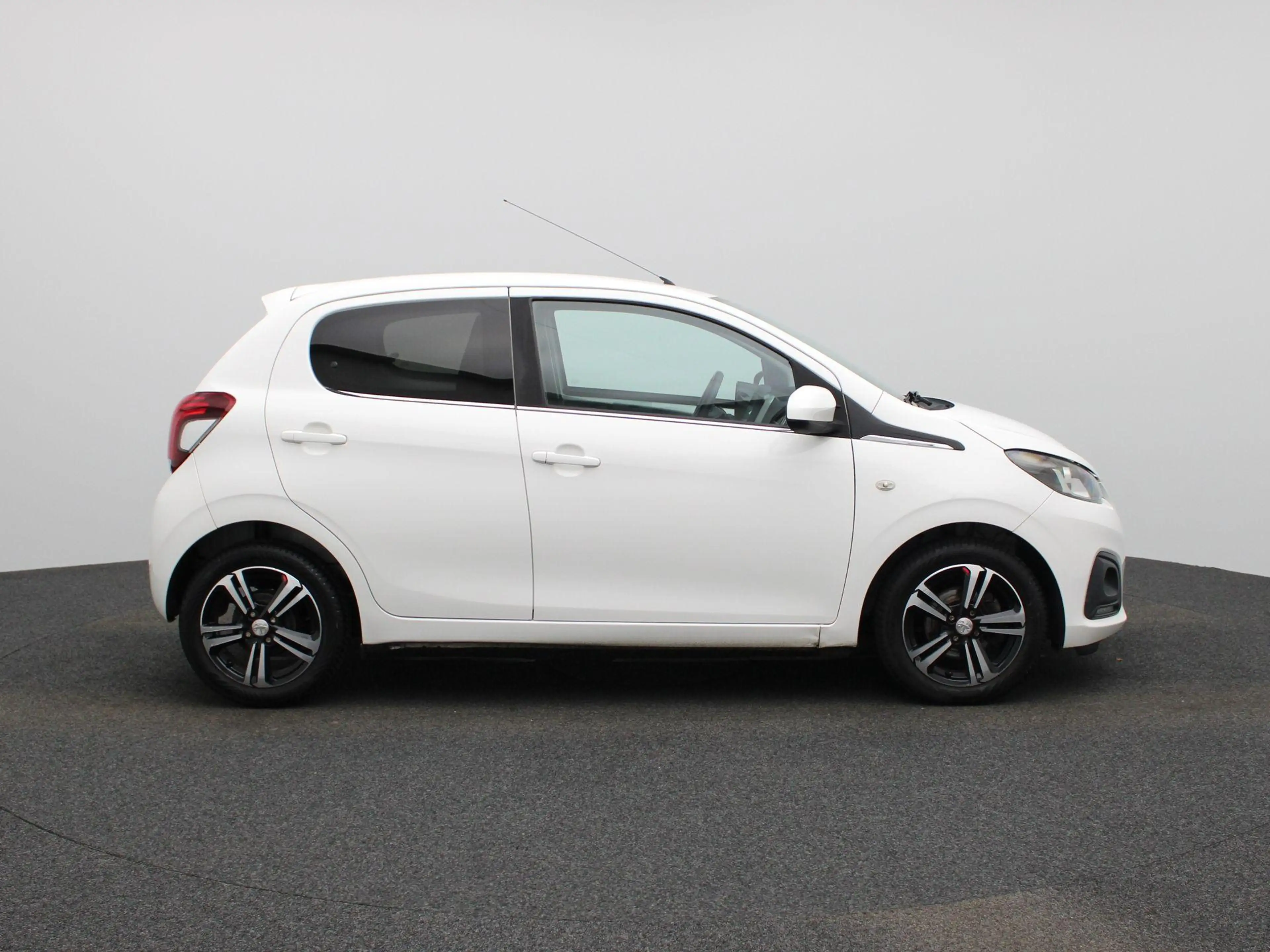 Peugeot 108 1.0 VTi Active | AUTOMAAT | AIRCONDITIONING | APPL — photo 6