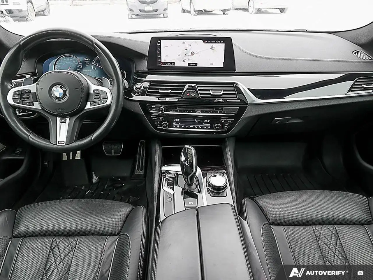 BMW 5 Series снимка BMW 5 Series