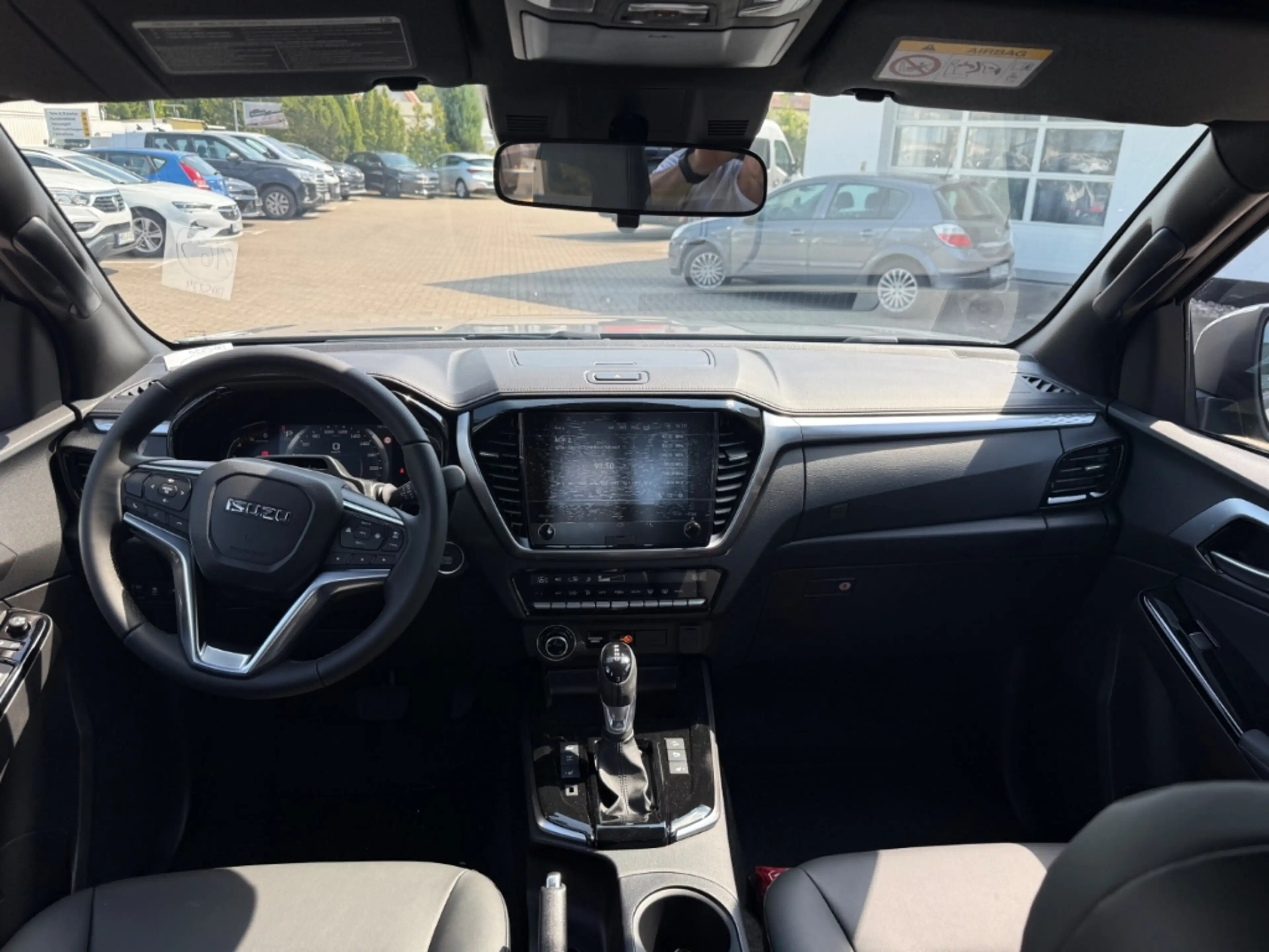 Isuzu D-Max Double Cab 2.2 Turbo 4WD LSE — photo 6