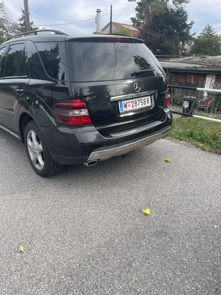 Mercedes-Benz ML 320