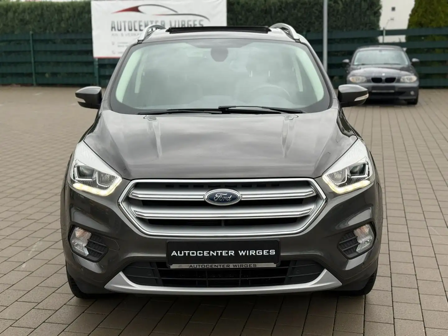 Ford Kuga Titanium*1.HAND*TOP-AUSTATTUNG** Grau - 2
