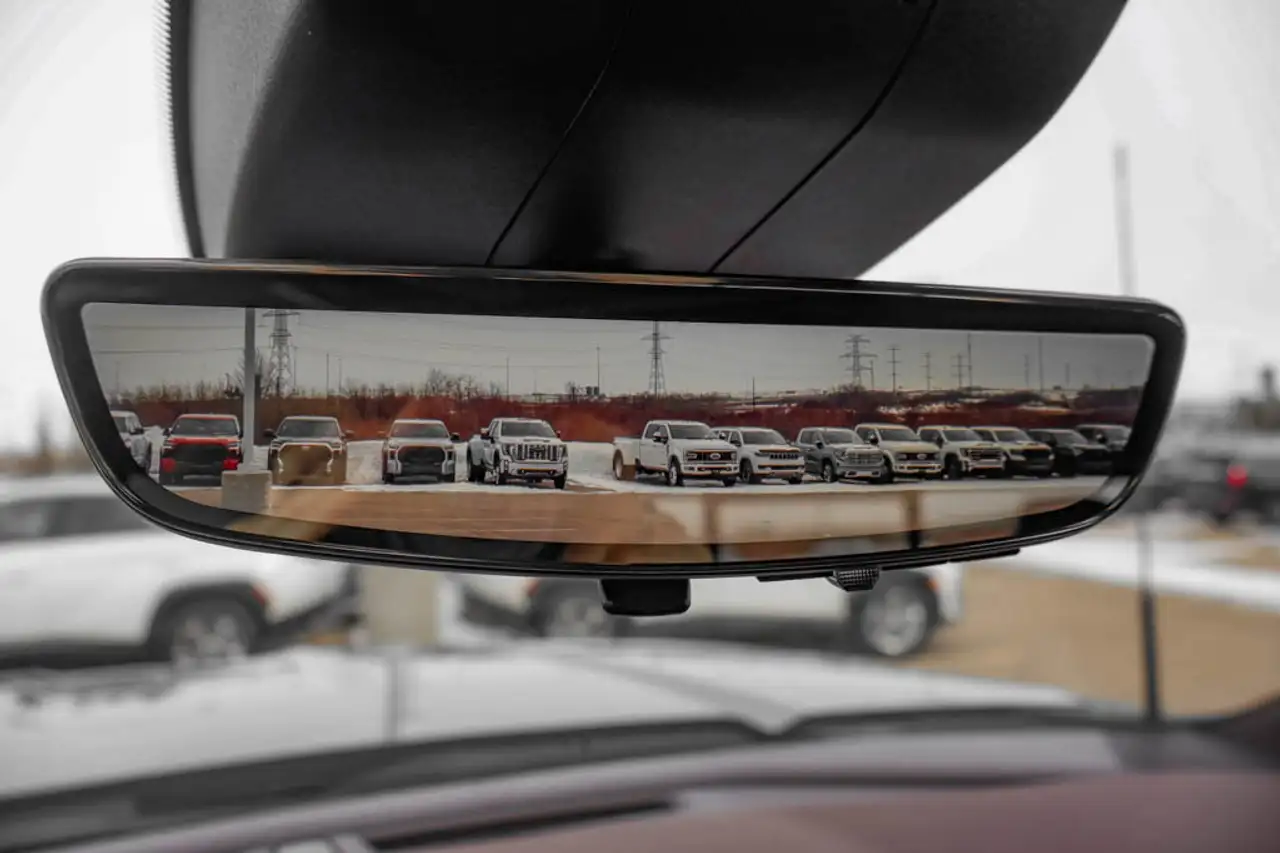 GMC Sierra 3500HD снимка GMC Sierra 3500HD