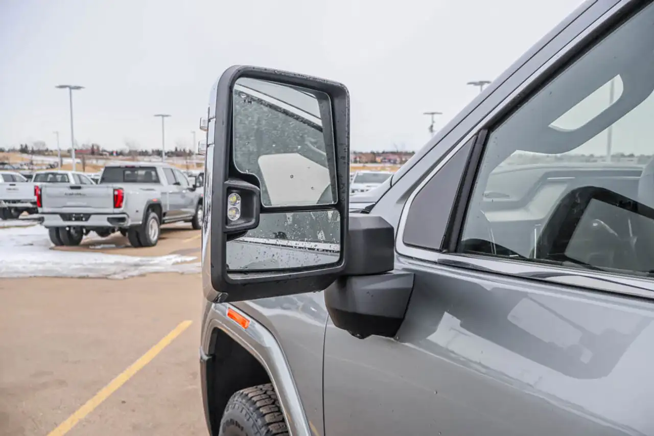 GMC Sierra 3500HD снимка GMC Sierra 3500HD