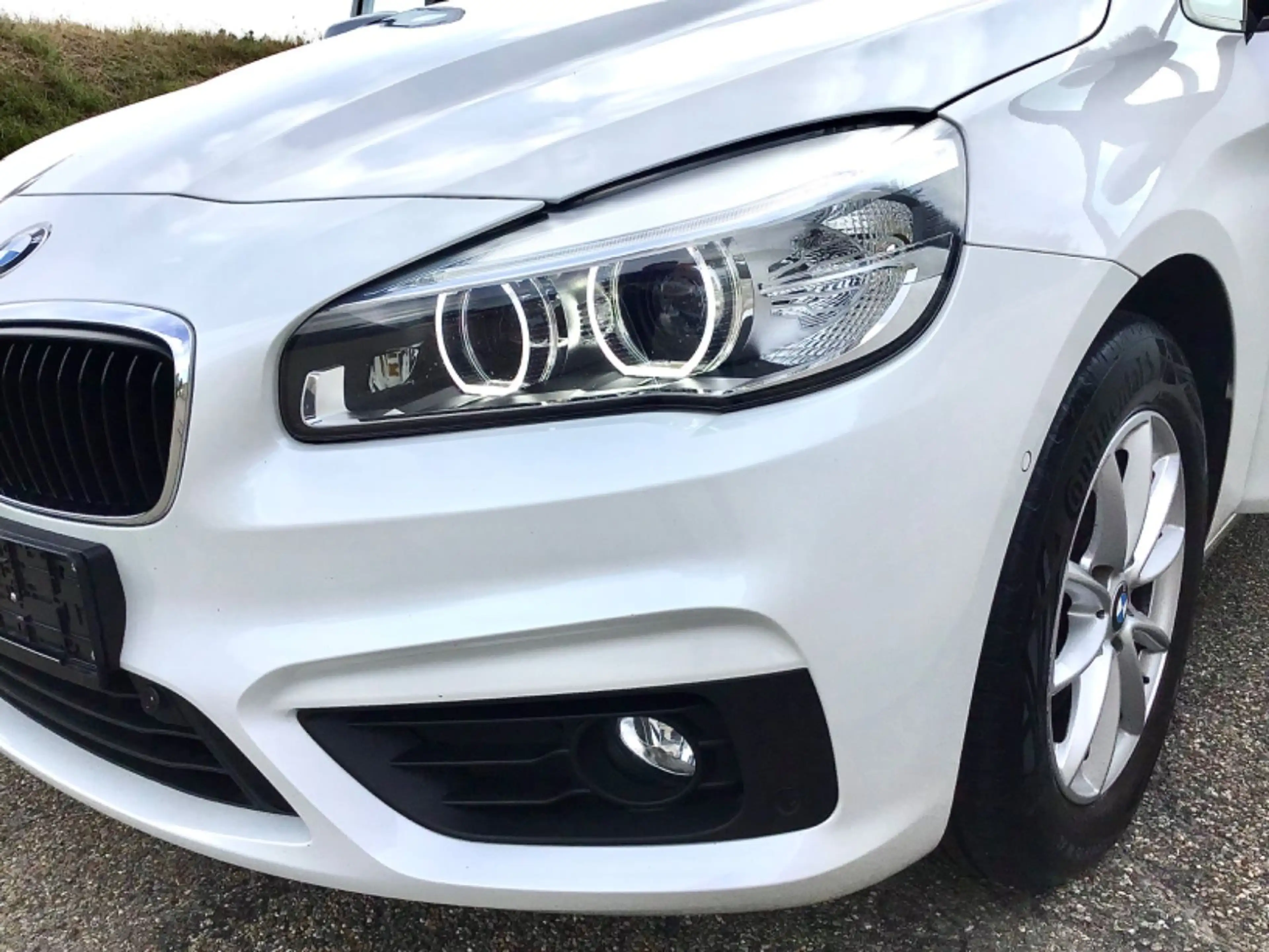 BMW 216 Active Tourer ADVANTAGE - NAVI*LED*PDC*SHZ.*Tempomat *Designo Weißperlmut ! — photo 5