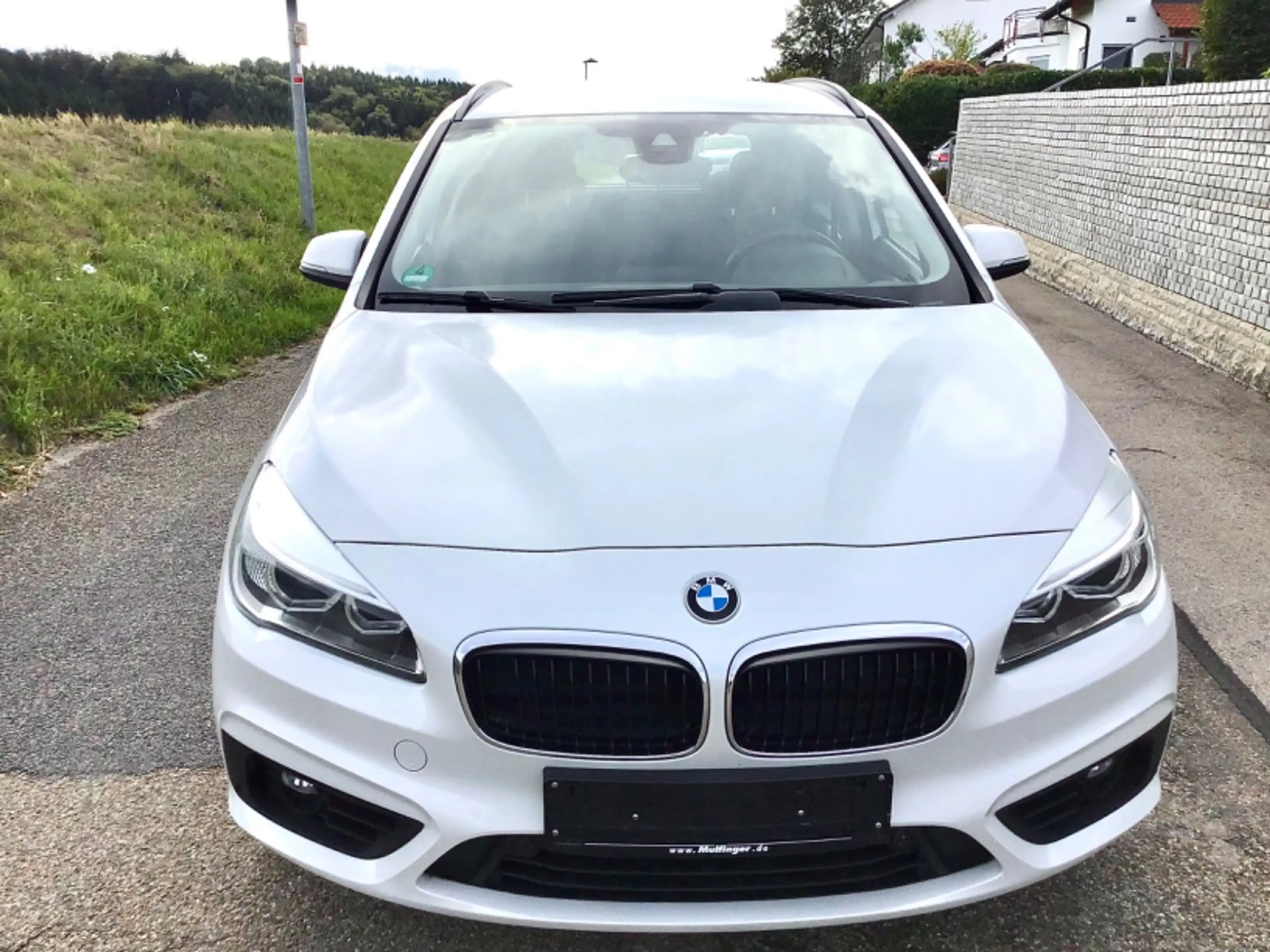BMW 216 Active Tourer ADVANTAGE - NAVI*LED*PDC*SHZ.*Tempomat *Designo Weißperlmut ! — photo 3
