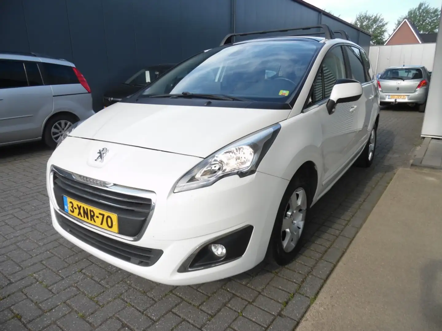 Peugeot 5008 1.6 VTI ACTIVE 5P. Bianco - 1