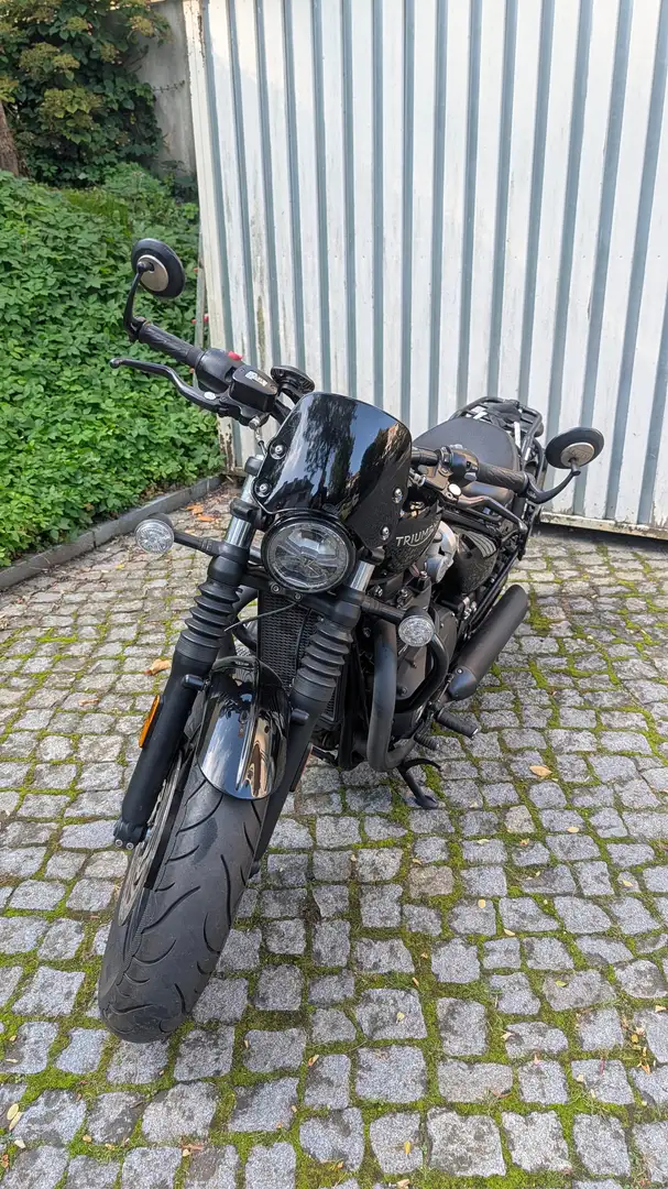 Triumph Bonneville Bobber Bobber Black Fekete - 2