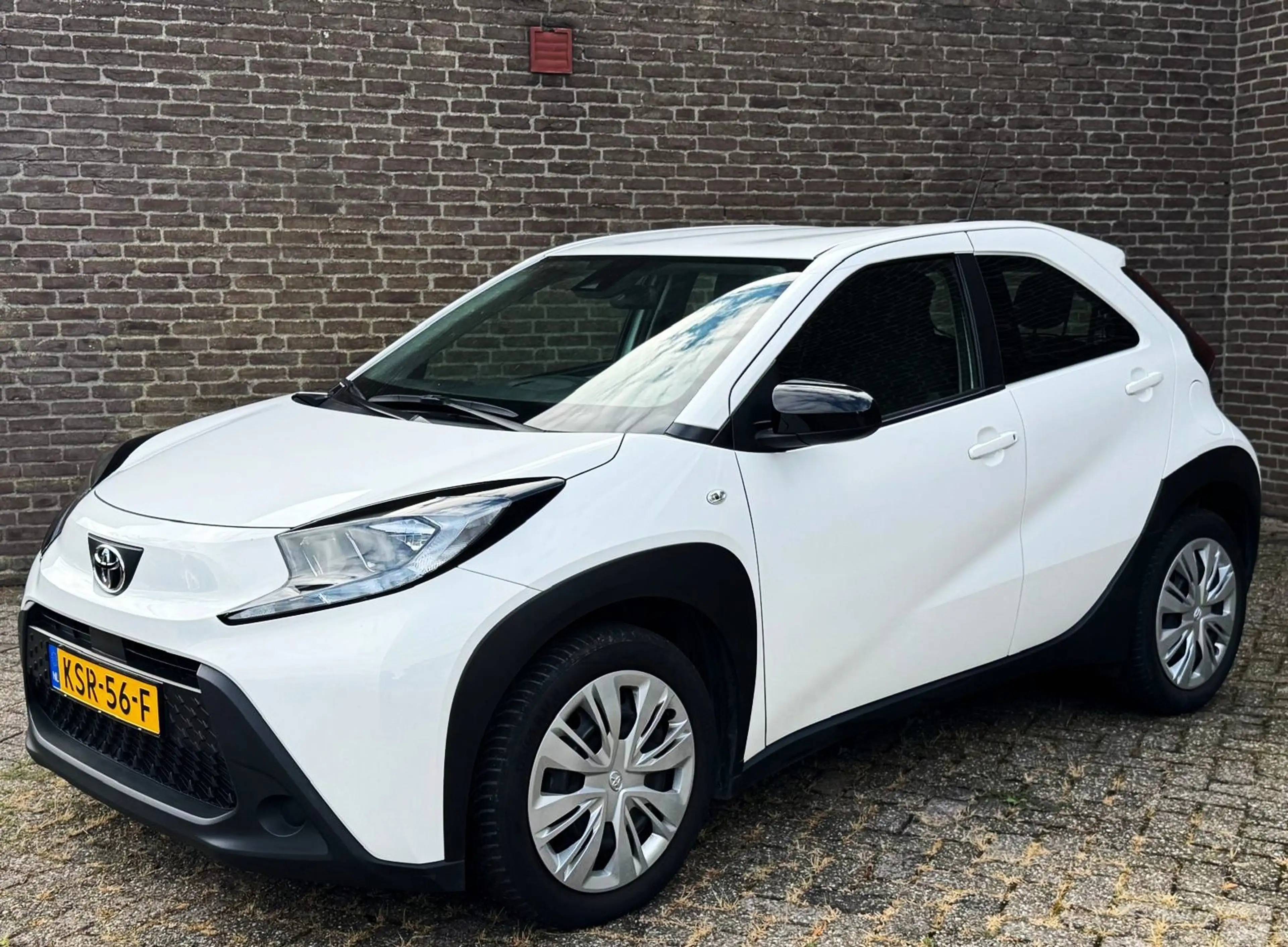 Toyota Aygo X 1.0 VVT-i MT Play Carplay Camera Cruise-Control Ad