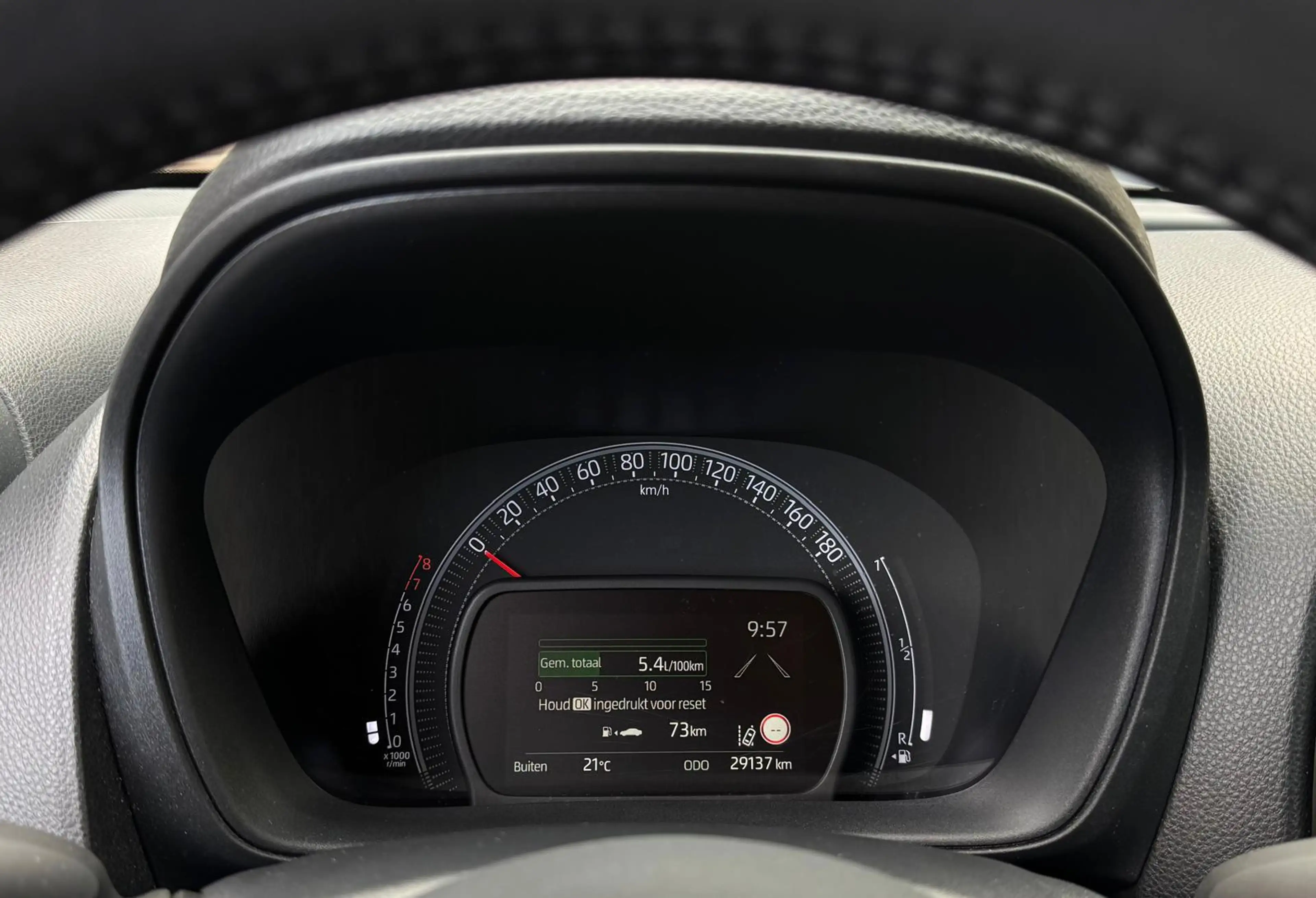 Toyota Aygo X 1.0 VVT-i MT Play Carplay Camera Cruise-Control Ad — photo 13