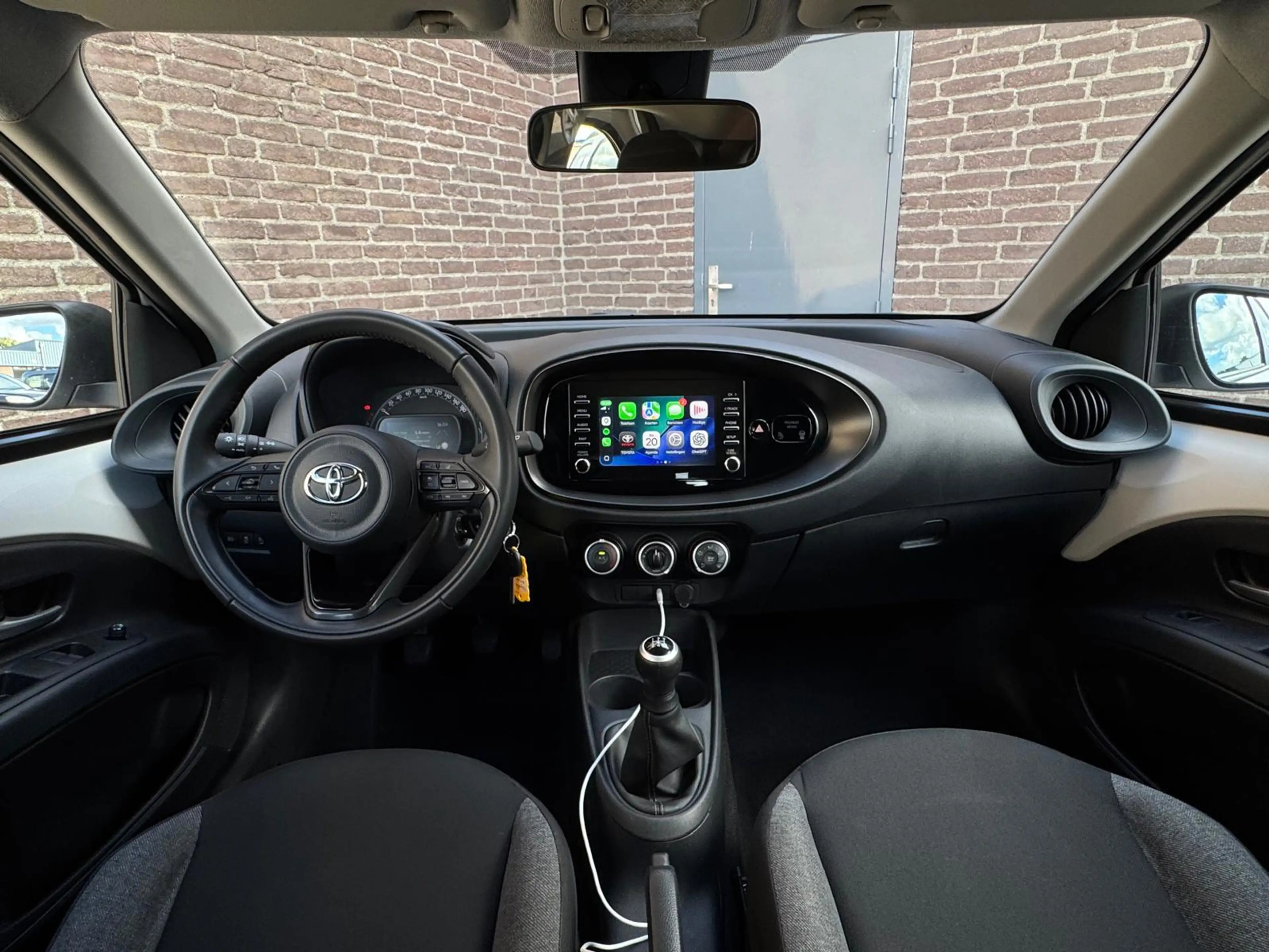 Toyota Aygo X 1.0 VVT-i MT Play Carplay Camera Cruise-Control Ad — photo 8