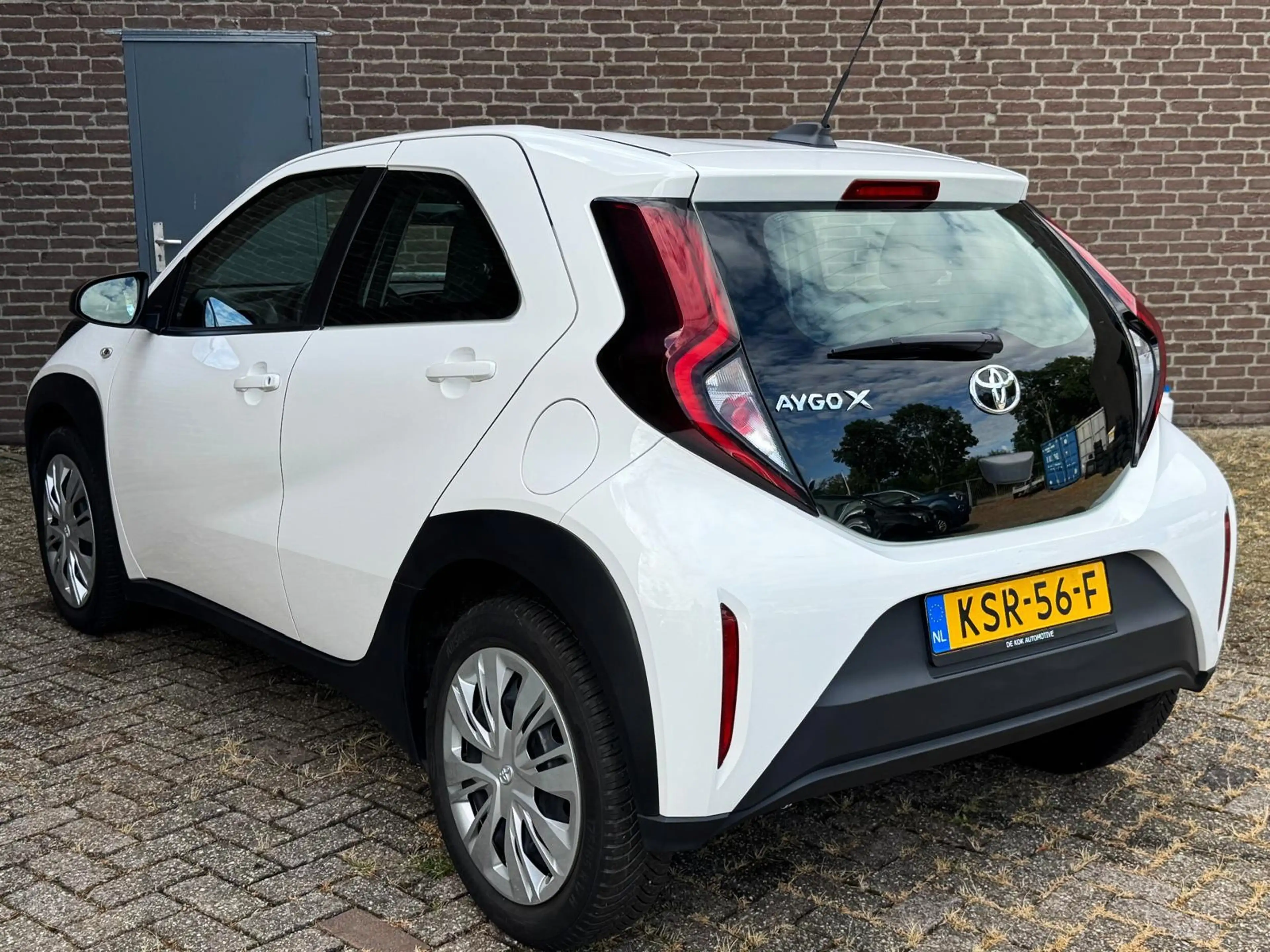 Toyota Aygo X 1.0 VVT-i MT Play Carplay Camera Cruise-Control Ad — photo 4