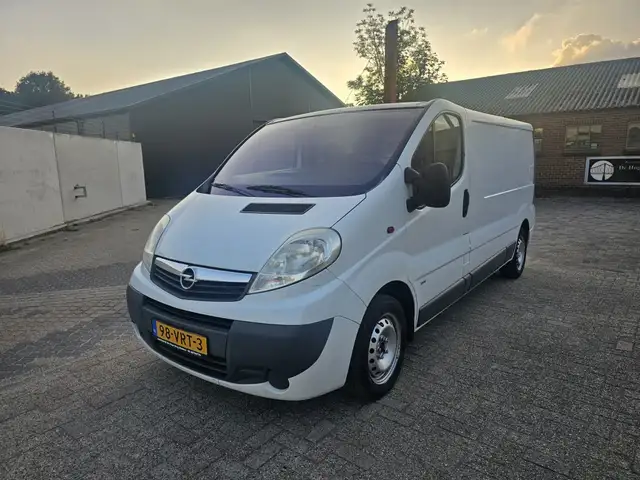 Opel Vivaro 2.0 CDTI L2H1 DC,Apk,Airco,Nap,Trekhaak
