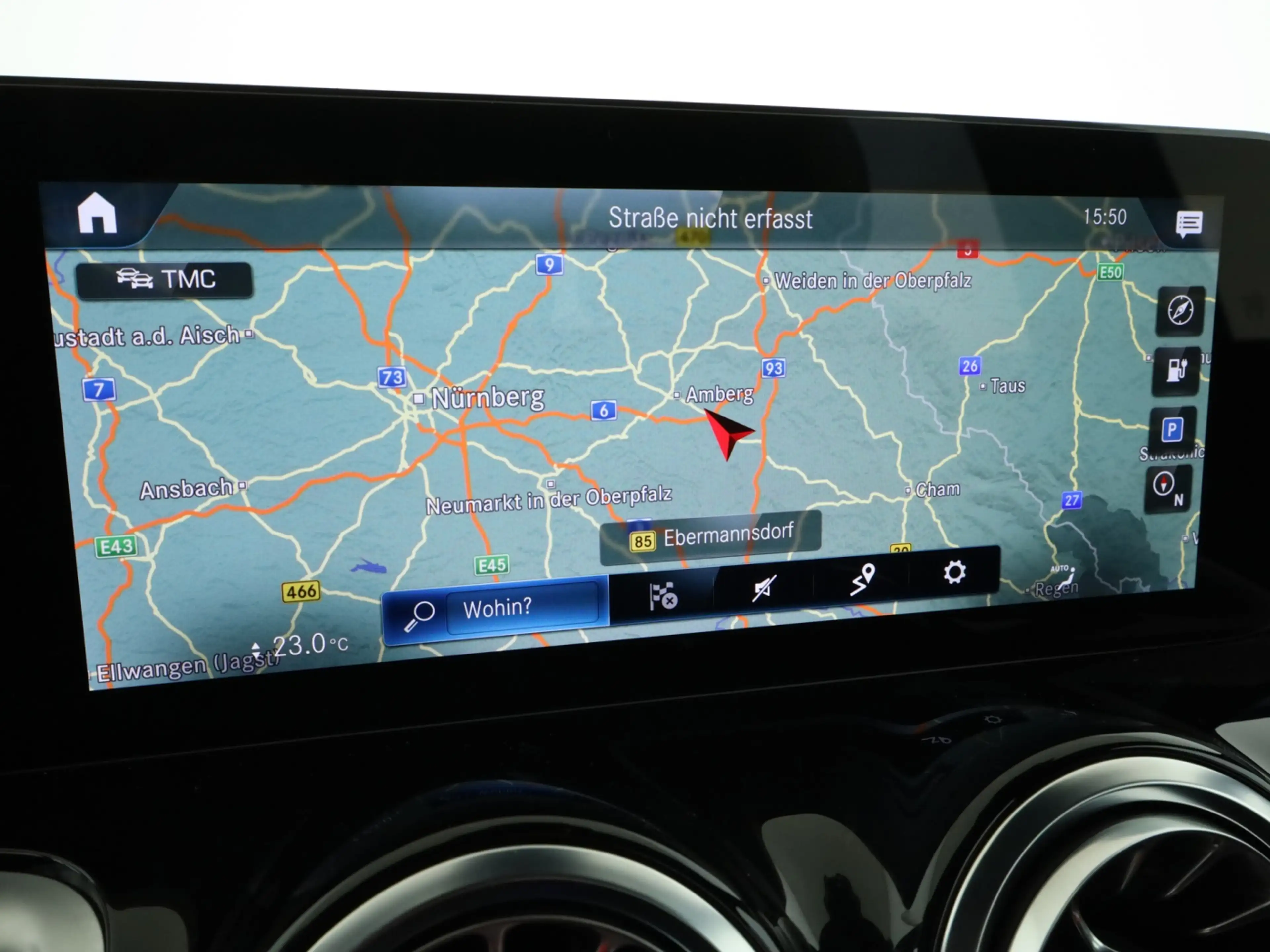 Mercedes-Benz EQB 300 4M Progressive*Distronic*PTS*Kamera*LED* — photo 13