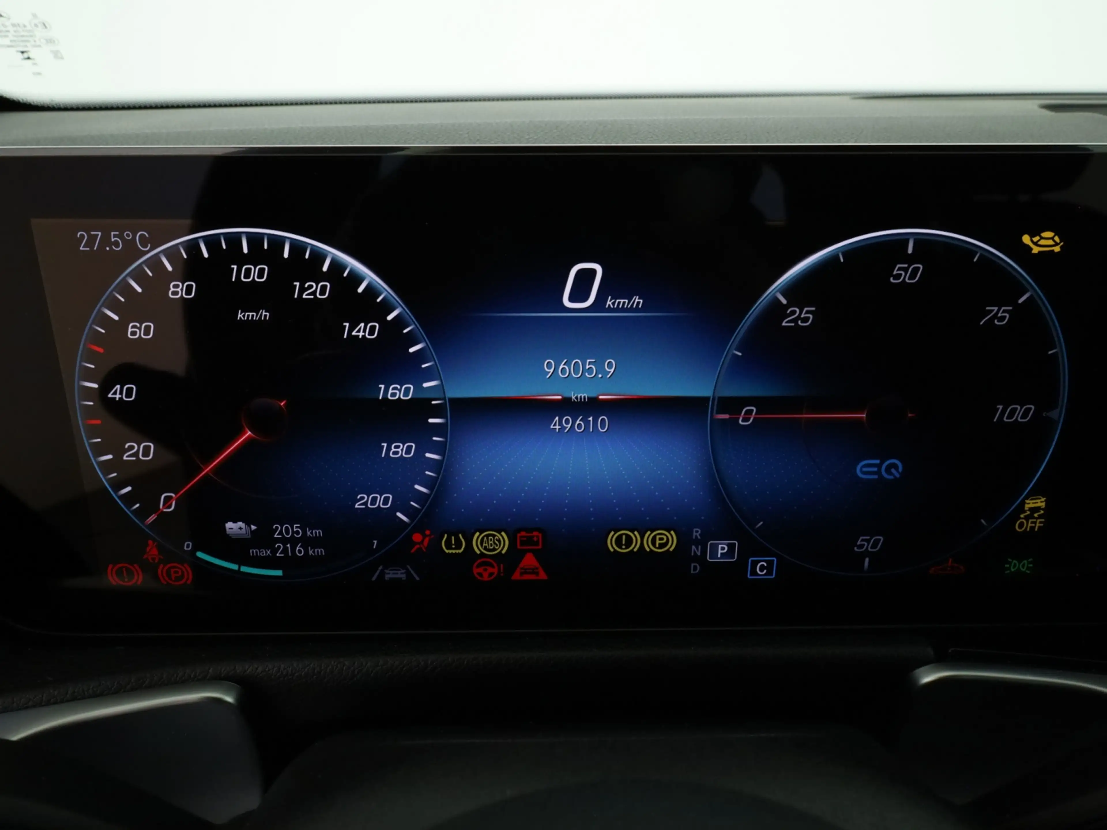 Mercedes-Benz EQB 300 4M Progressive*Distronic*PTS*Kamera*LED* — photo 12