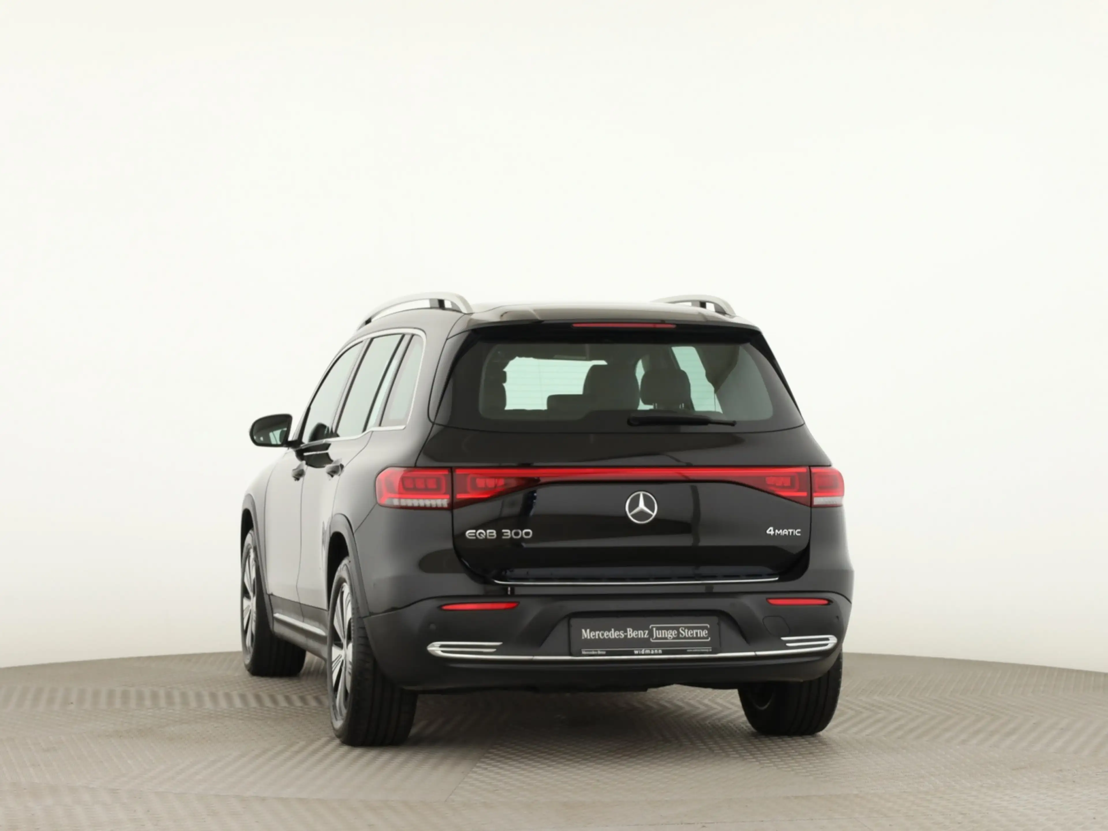 Mercedes-Benz EQB 300 4M Progressive*Distronic*PTS*Kamera*LED* — photo 4