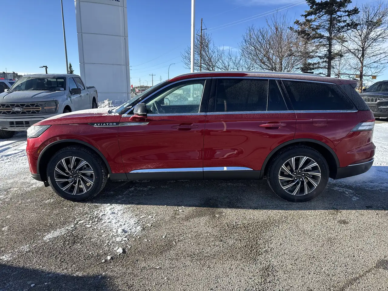 Lincoln Aviator снимка Lincoln Aviator