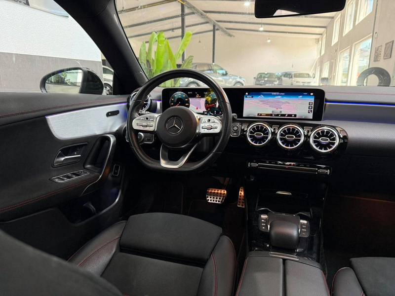 Mercedes-Benz CLA 250 AMG Line/PANO/LED/BURMESTER/NIGHT — photo 8
