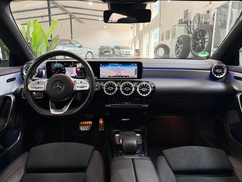 Mercedes-Benz CLA 250 AMG Line/PANO/LED/BURMESTER/NIGHT — photo 7