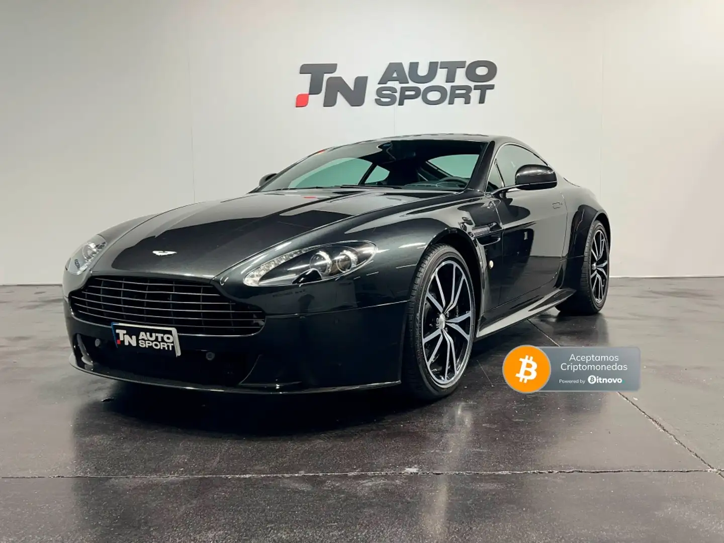 Aston Martin Vantage Deportivo Automático de 3 Puertas Gris - 1