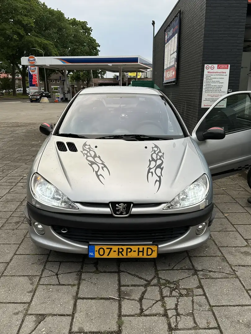 Peugeot 206 1.4-16V Quiksilver Gris - 1