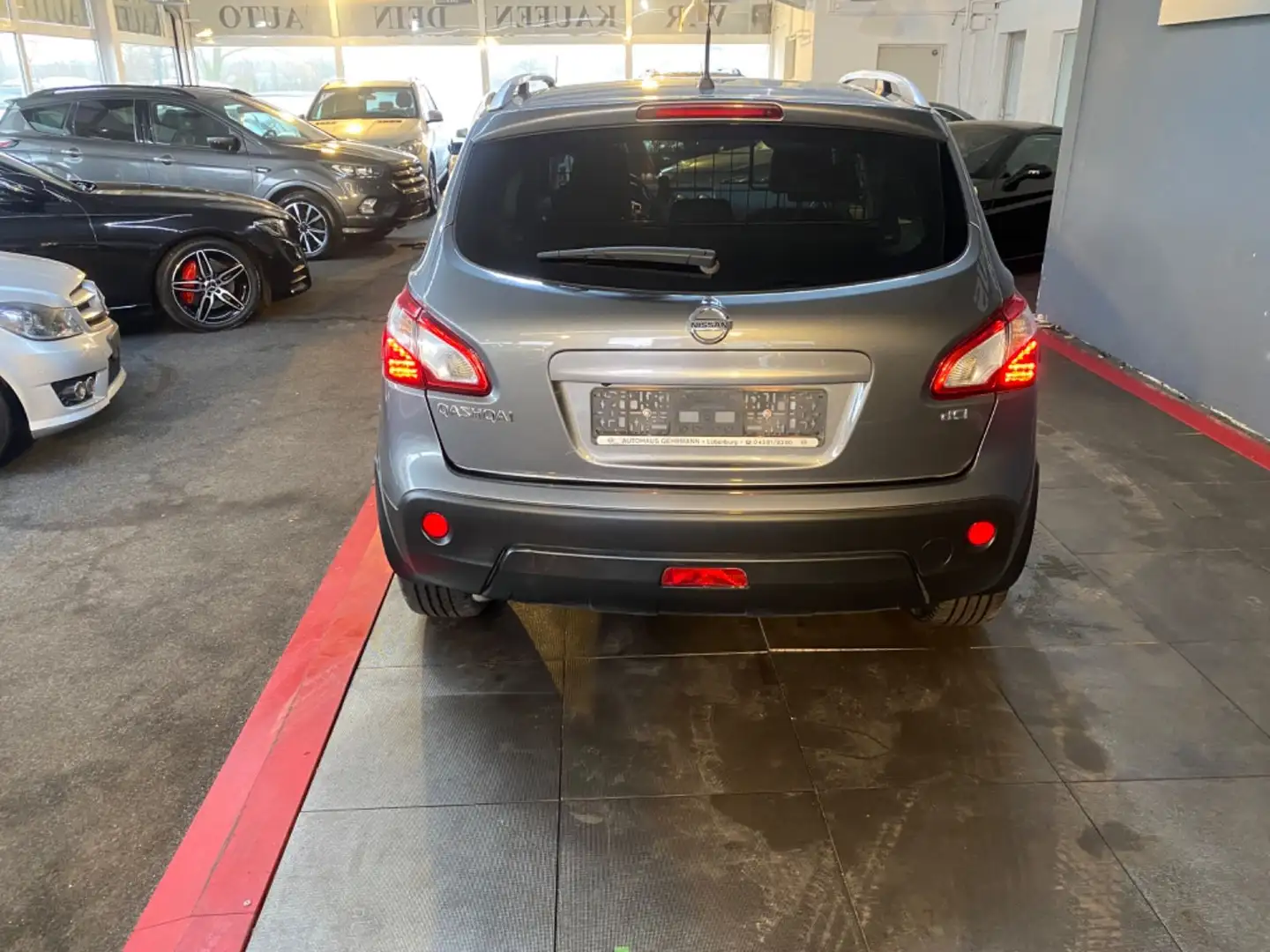 Nissan Qashqai I-Way 4X4 360° Kamera + Panorama + Navi Grau - 2