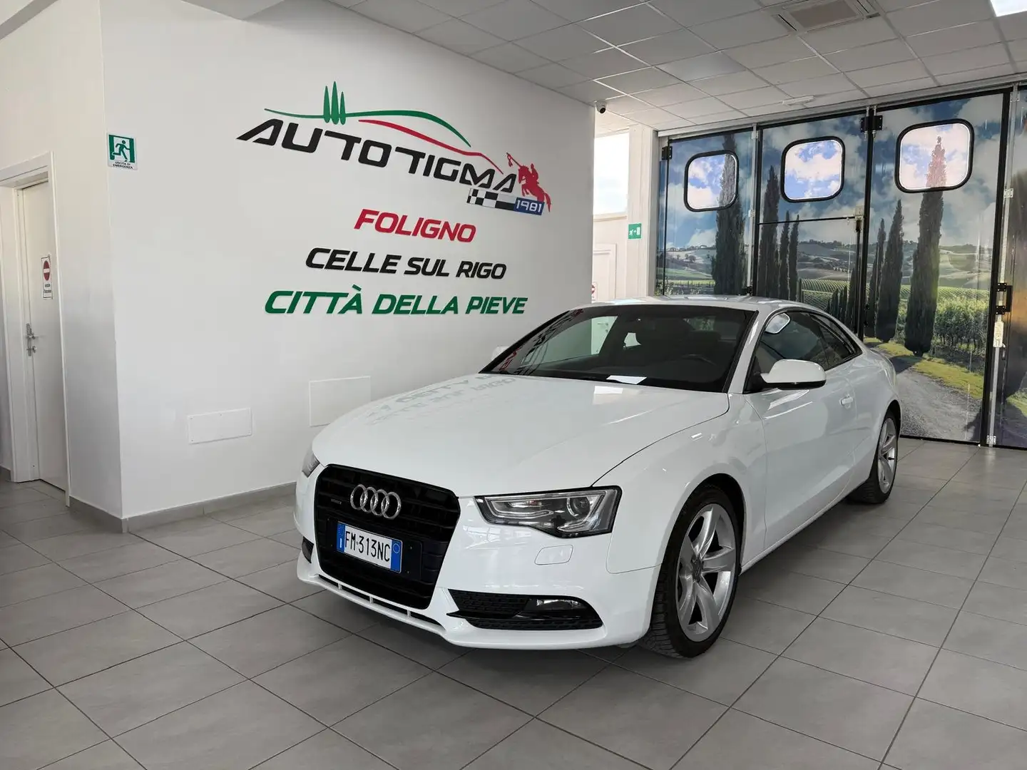 Audi A5 Coupe 2.0 tdi Ambiente quattro 190cv Weiß - 1