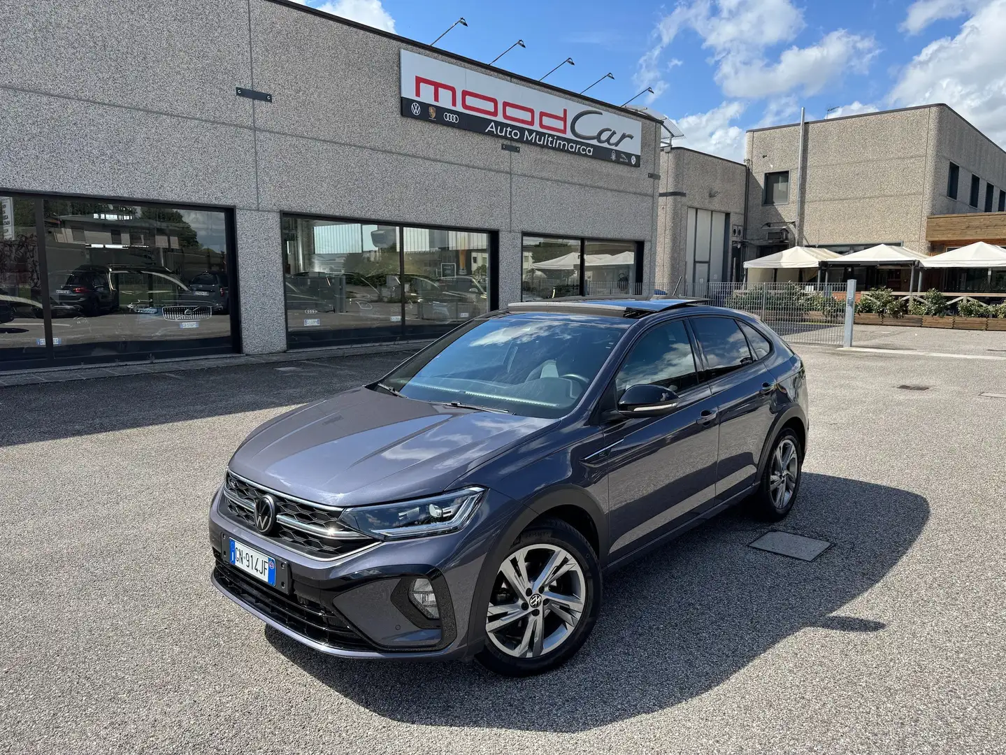 Volkswagen Taigo 1.0 tsi R-Line 110cv dsg TECH PACK . GAR VOLK Grigio - 1
