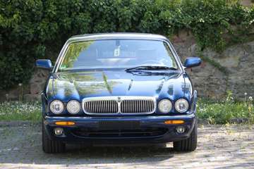 Top gepflegter Jaguar Sovereign 3 Jahre Garantie