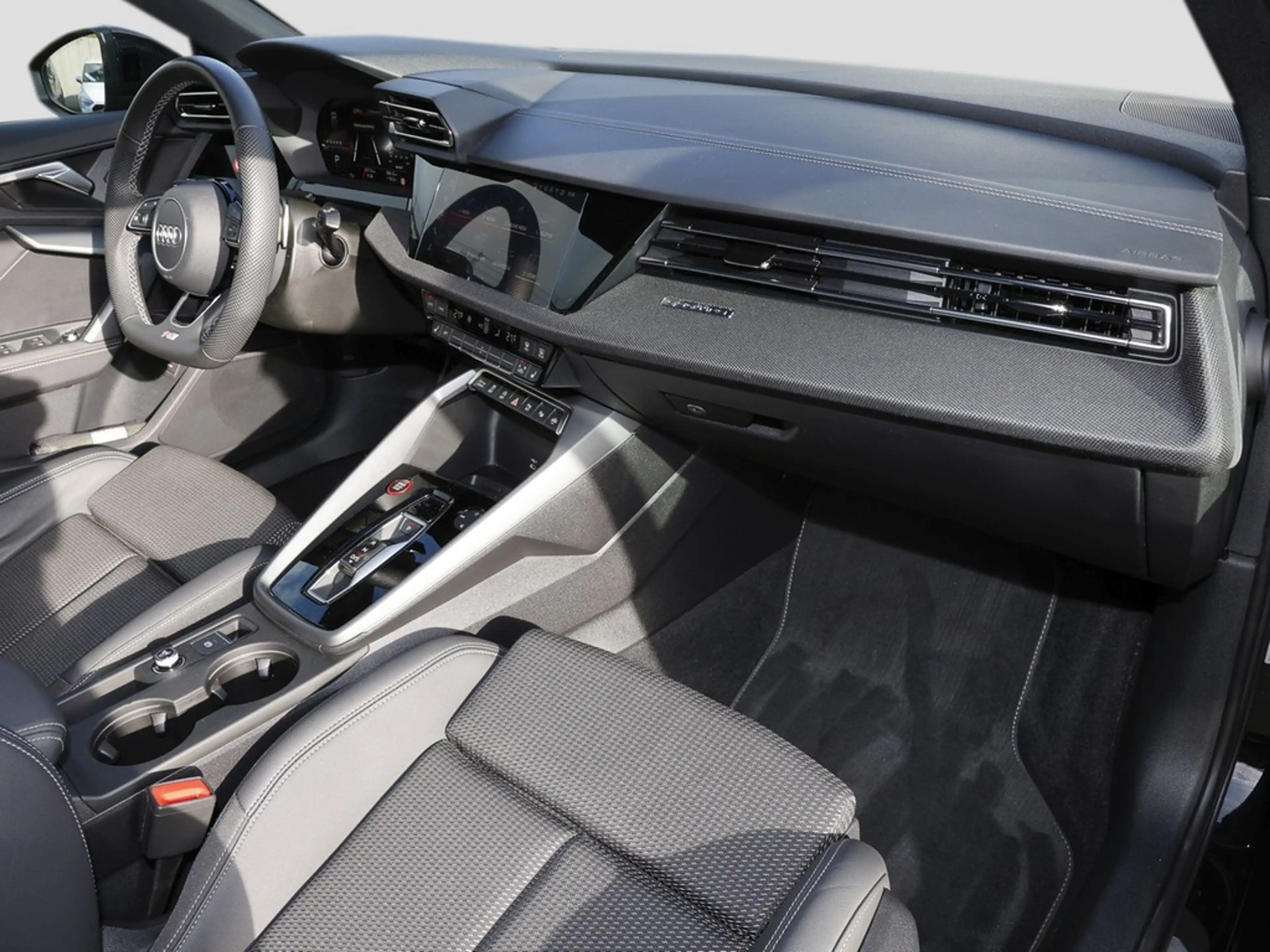 Audi S3 Sportback 2.0 TFSI Navi ACC Kamera Virtual+ — photo 13