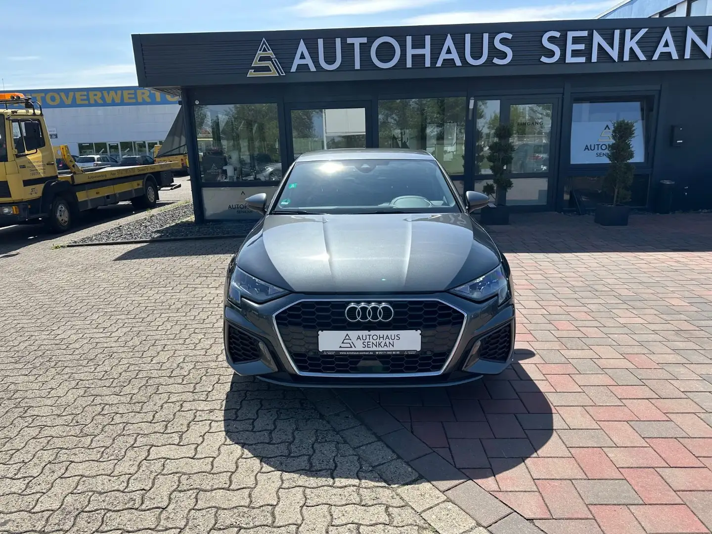 Audi A3 Sportback 30 TFSI S line*NAVI*LED*VIRTUAL*ACC Grijs - 2